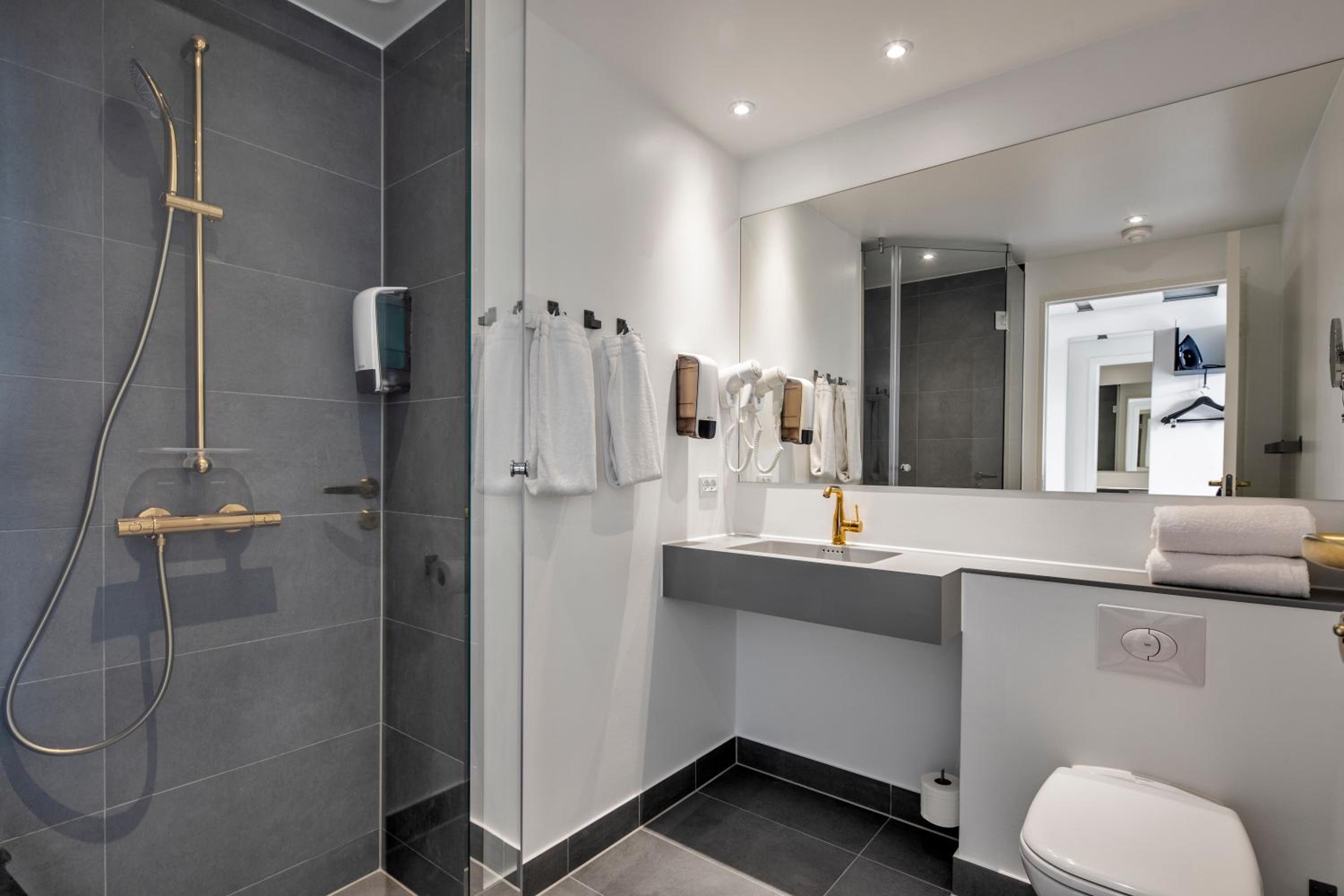 Aalborg Vacations - KOMPAS Hotel Aalborg - Property Image 9