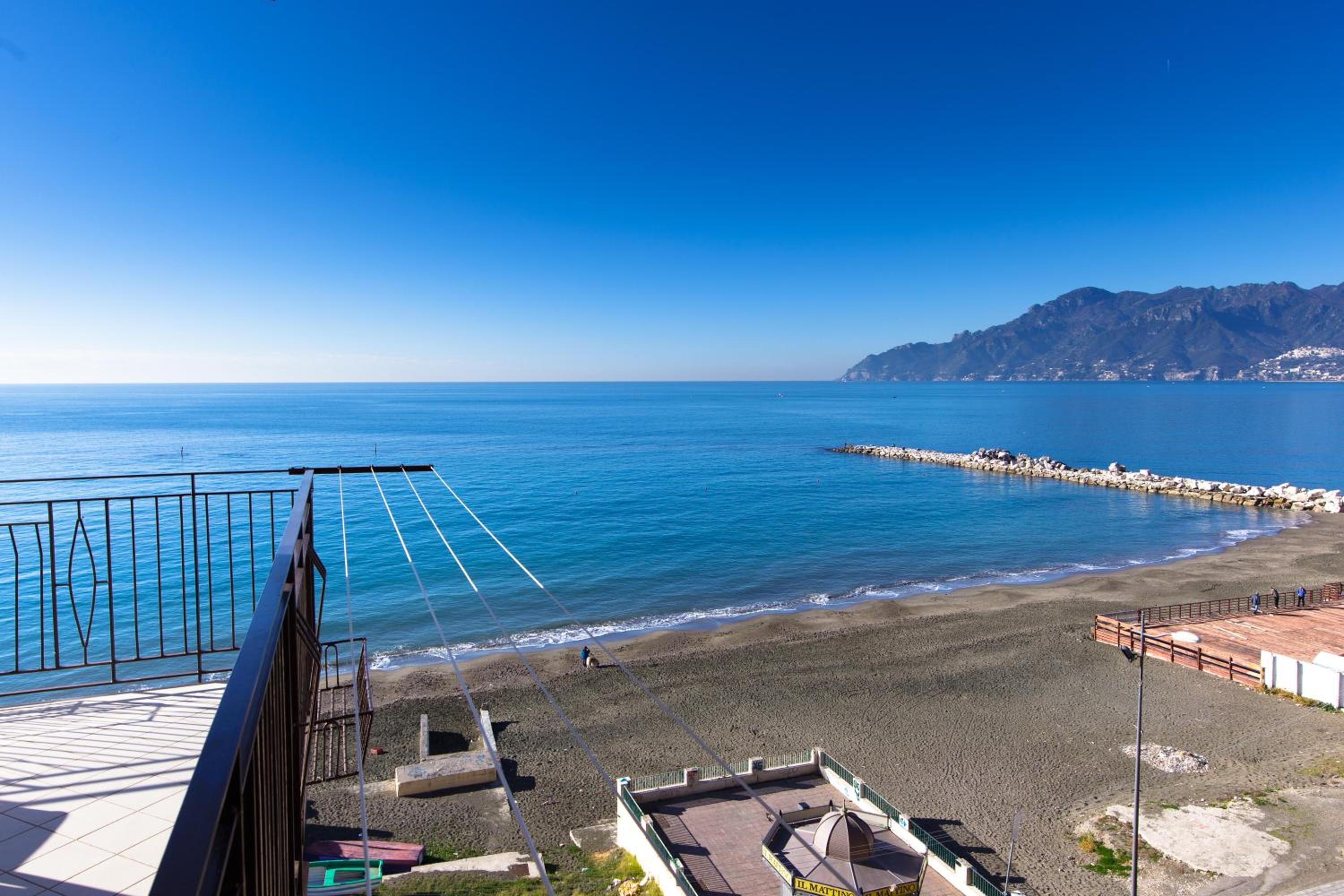 Photo 4 sur 58 de On the beach Sea-view&Kitchen In Room