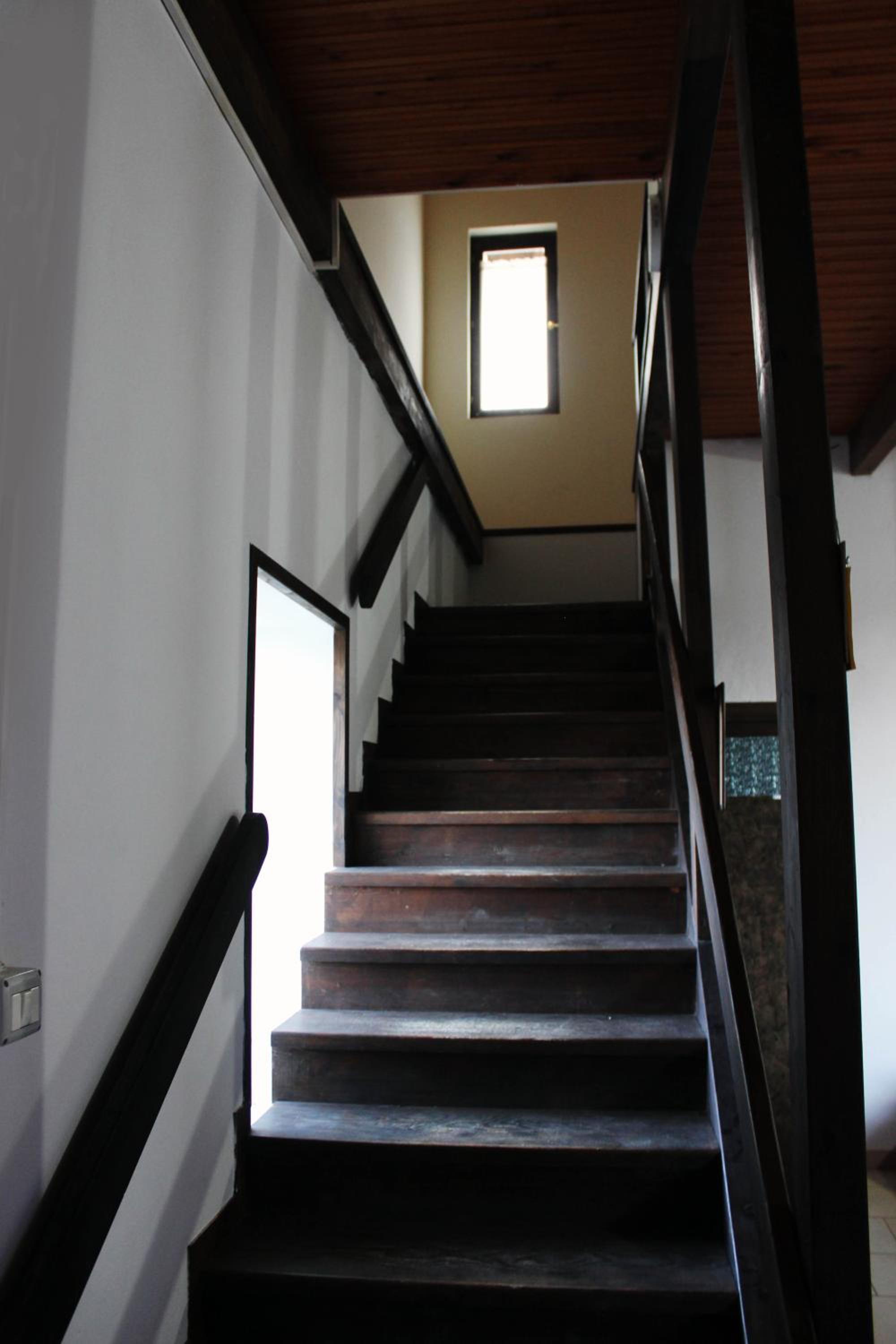 Quiet Villa Near Berat - Scenic Balcony & Garden