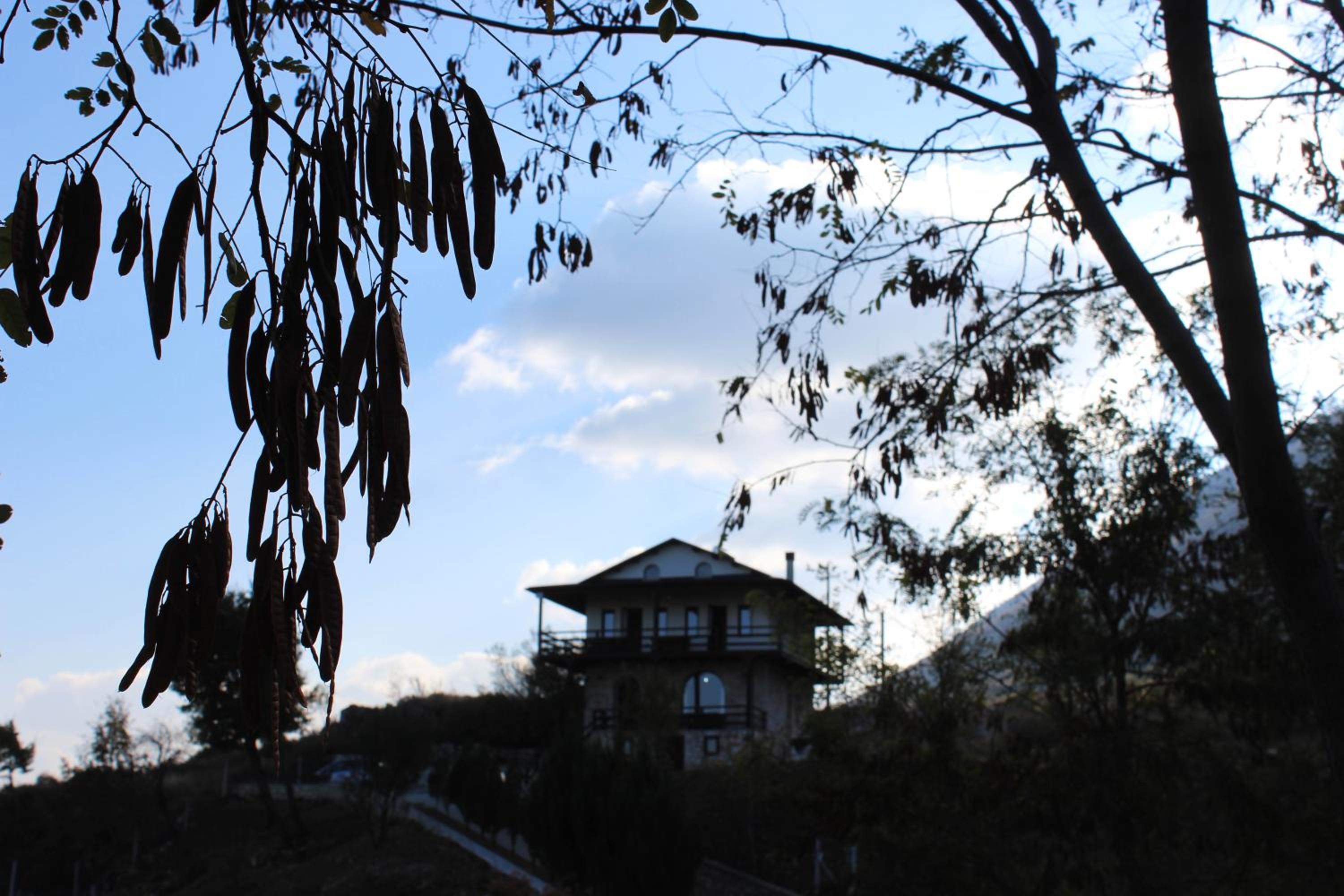 Quiet Villa Near Berat - Scenic Balcony & Garden