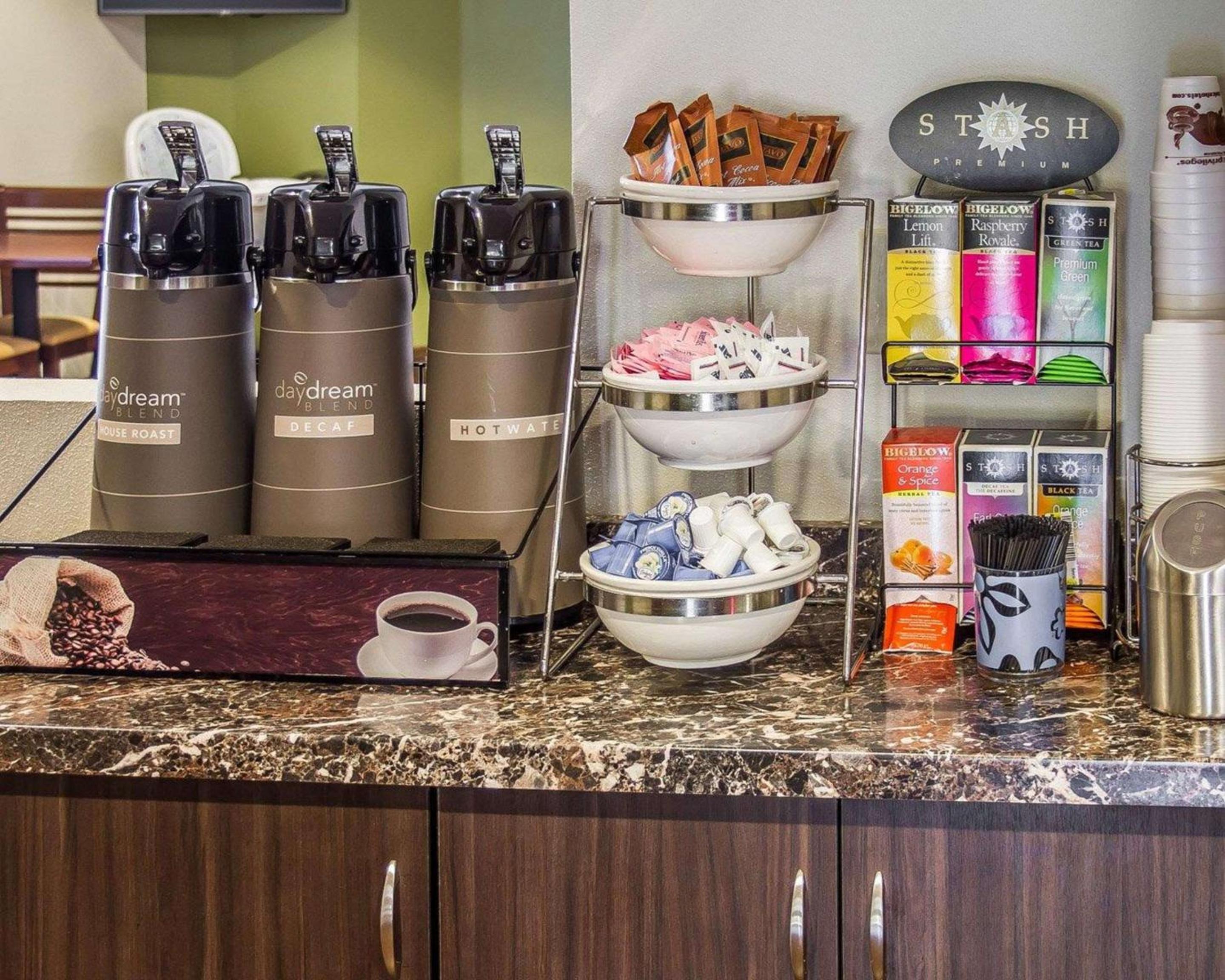 Roseburg Vacations - Sleep Inn  Suites Roseburg North Near Medical Center - Property Image 6