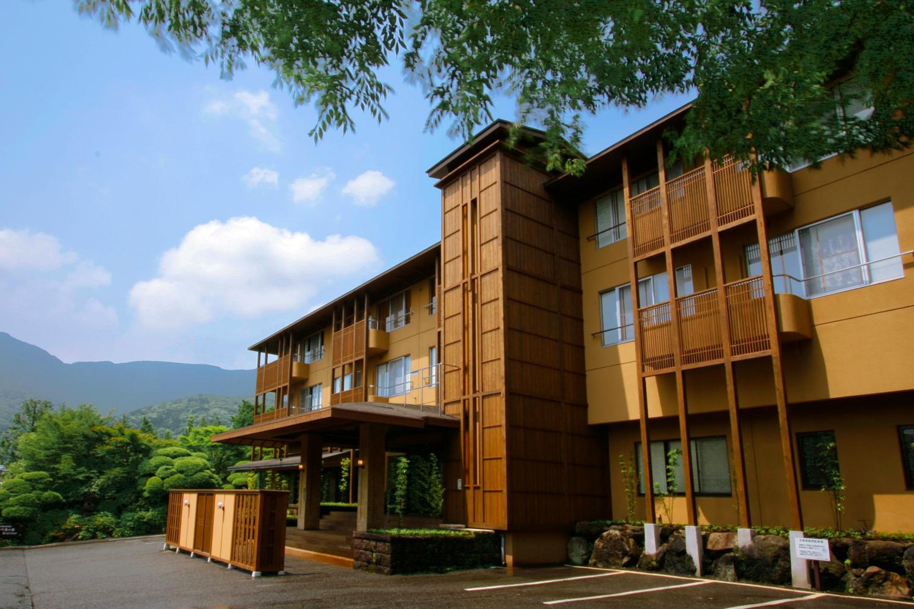 Hotel Mount View Hakone - Image 1