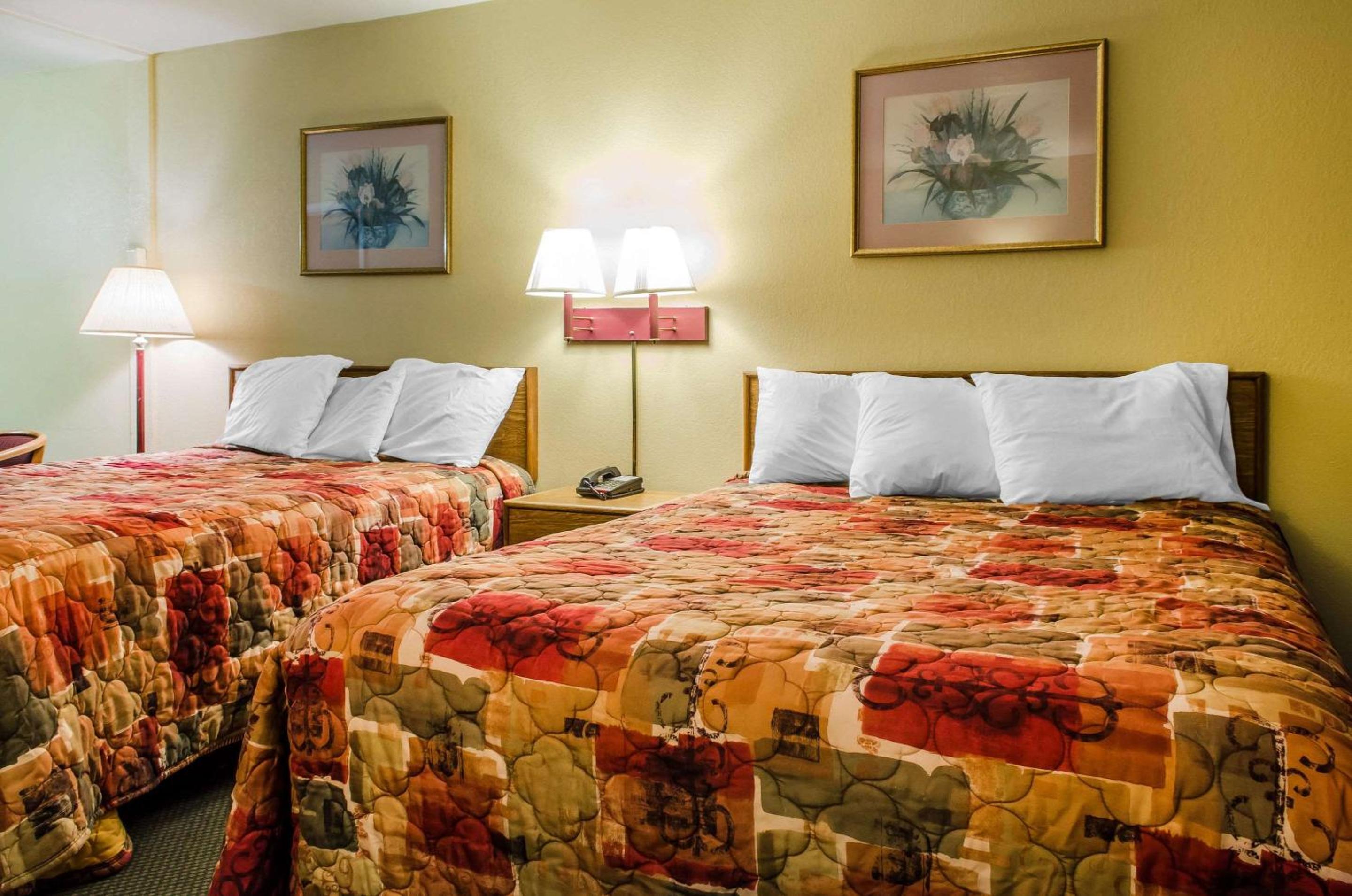 Lewisburg Vacations - Relax Inn - Property Image 19