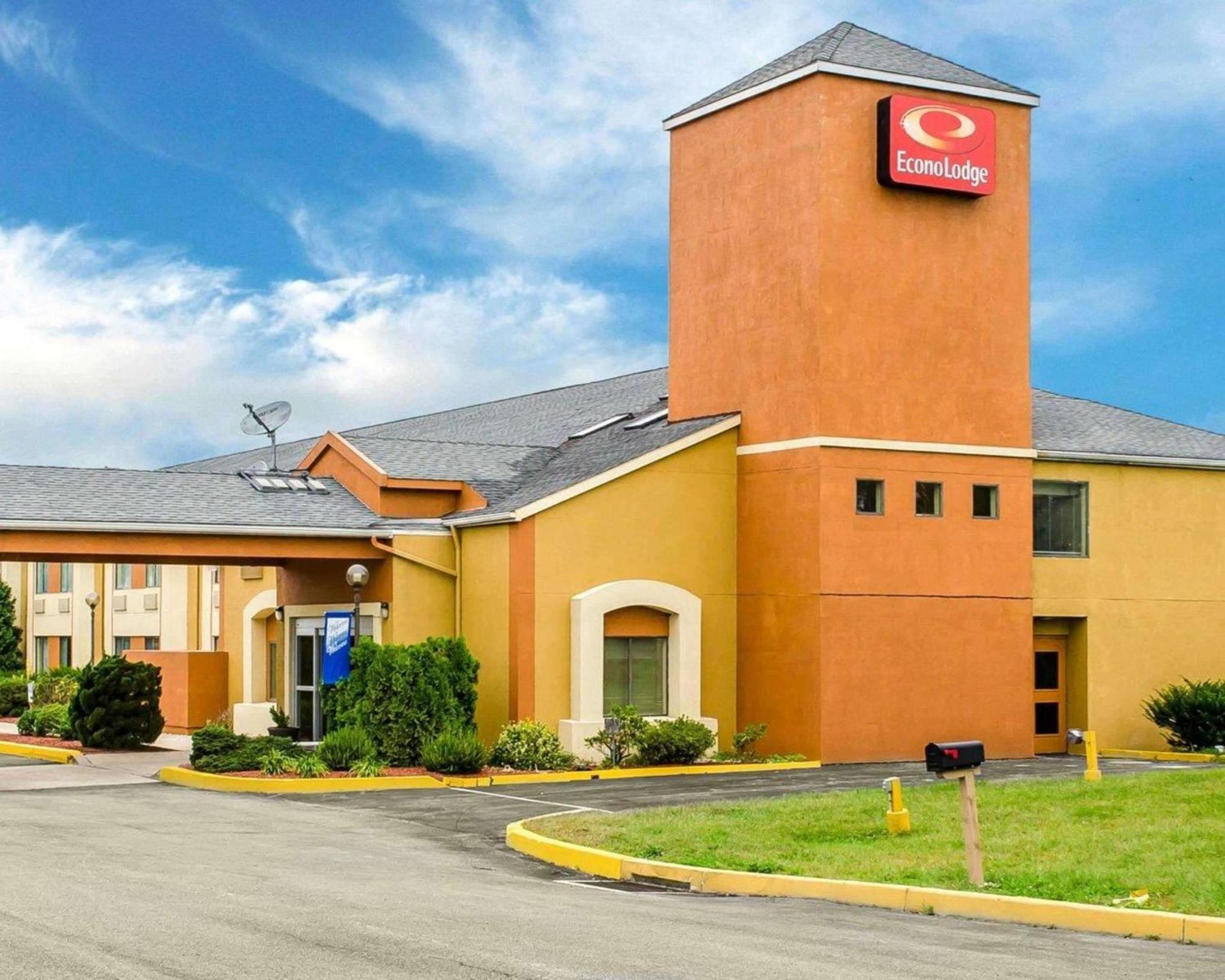 Hotel Econo Lodge Harrisburg/Hershey - Image 1