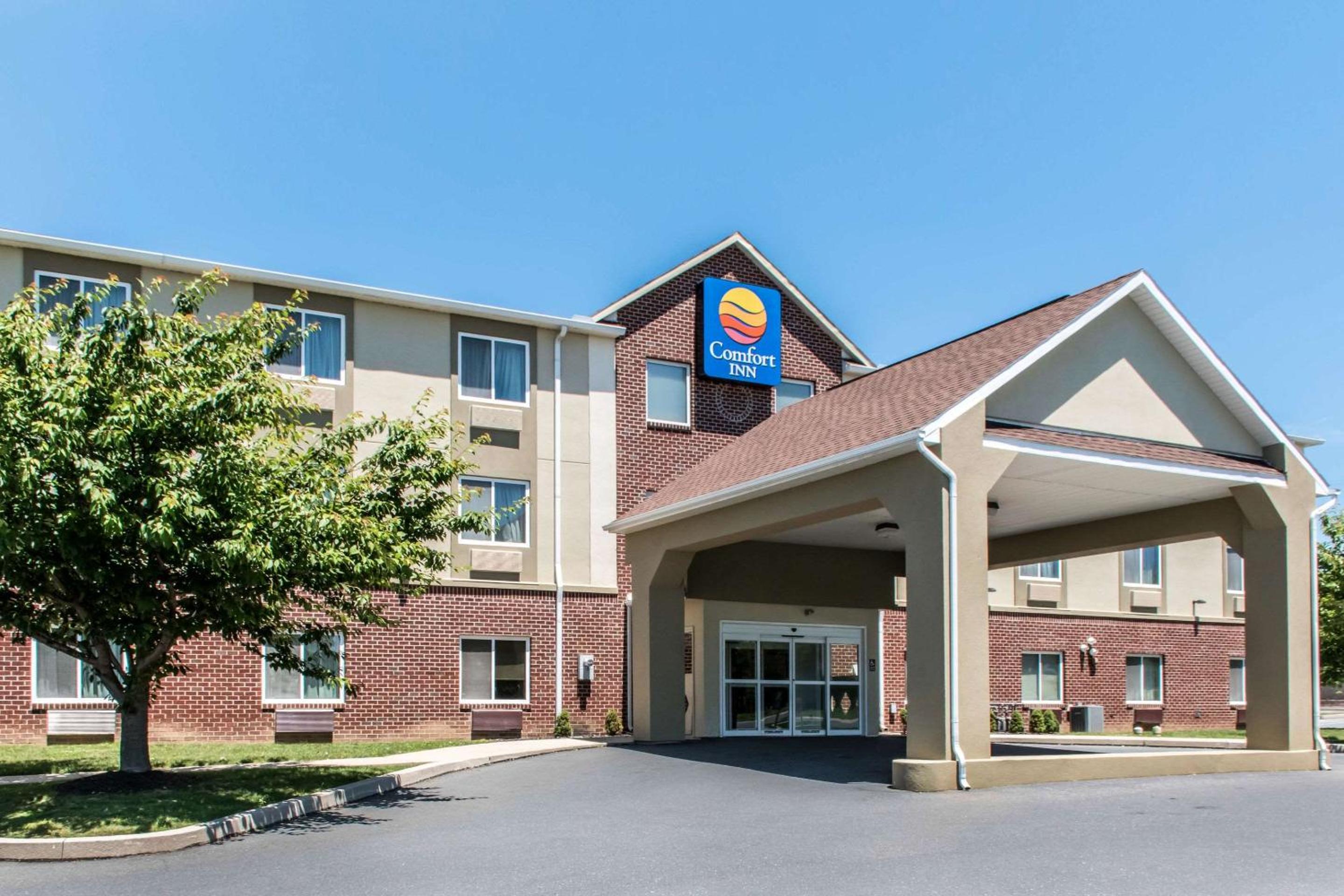 Hotel Comfort Inn Lancaster County - Image 1