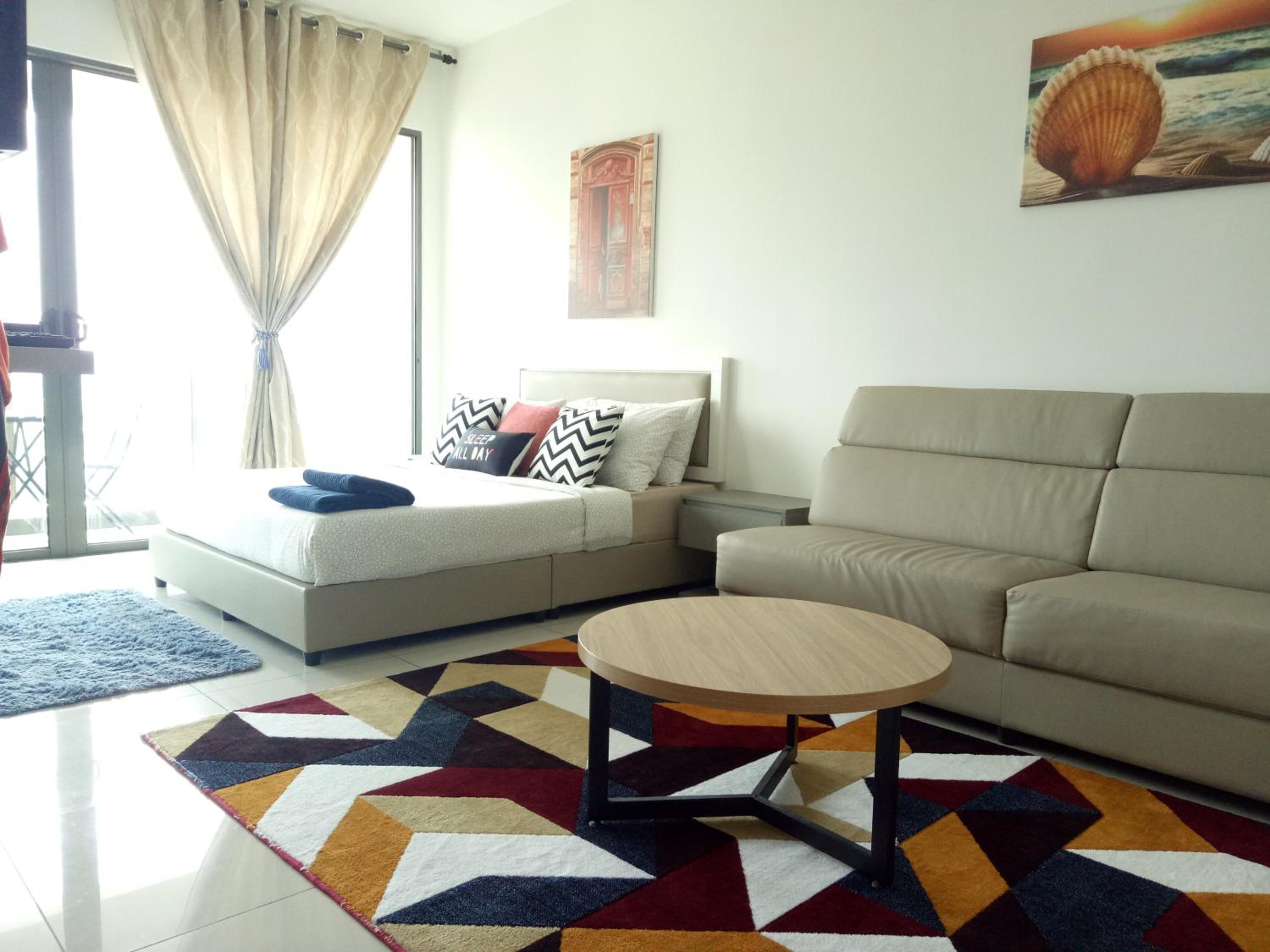 Bangi Studio Suite - Netflix photo 6