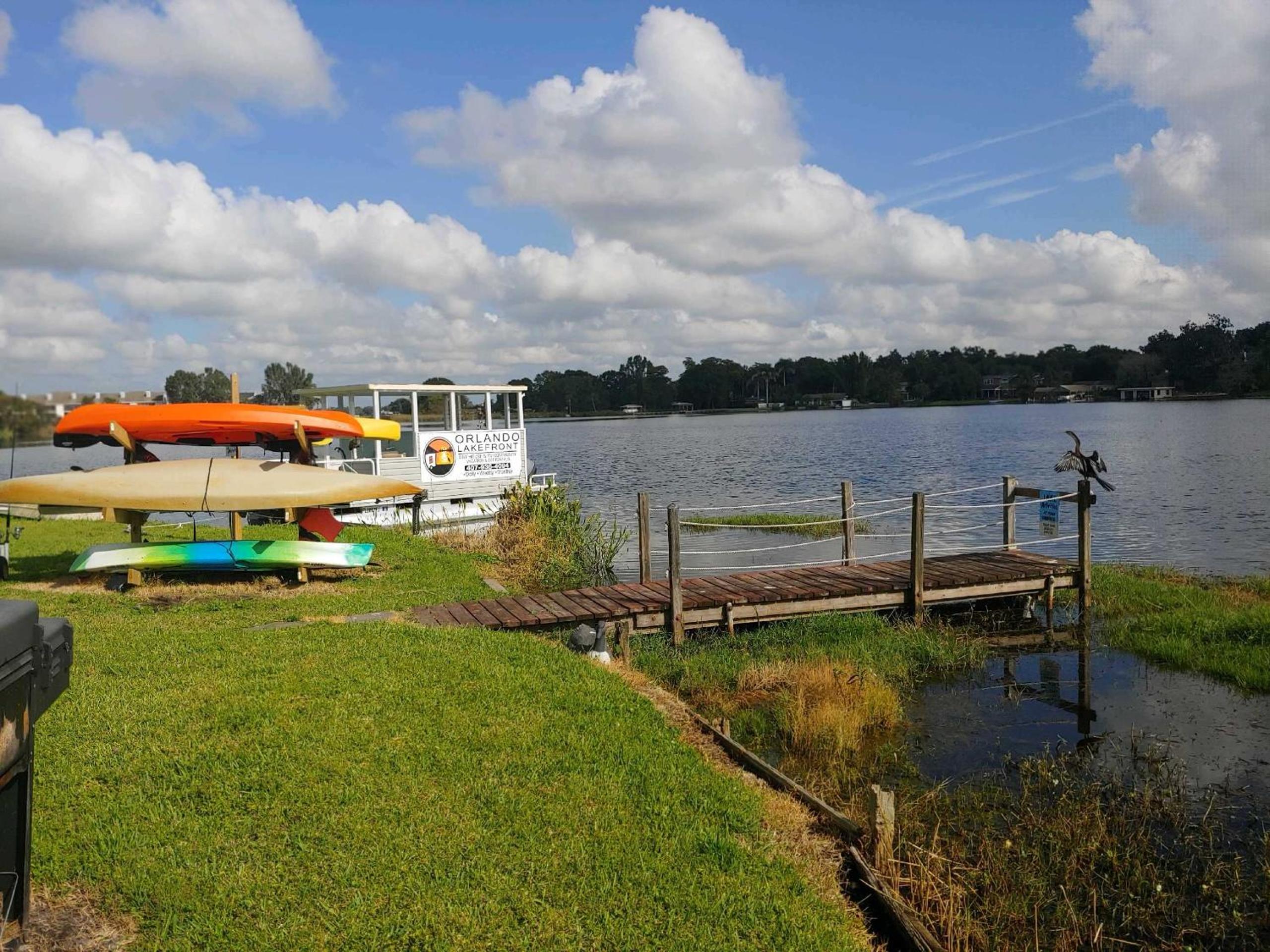 Orlando Lakefront Tiny Houses