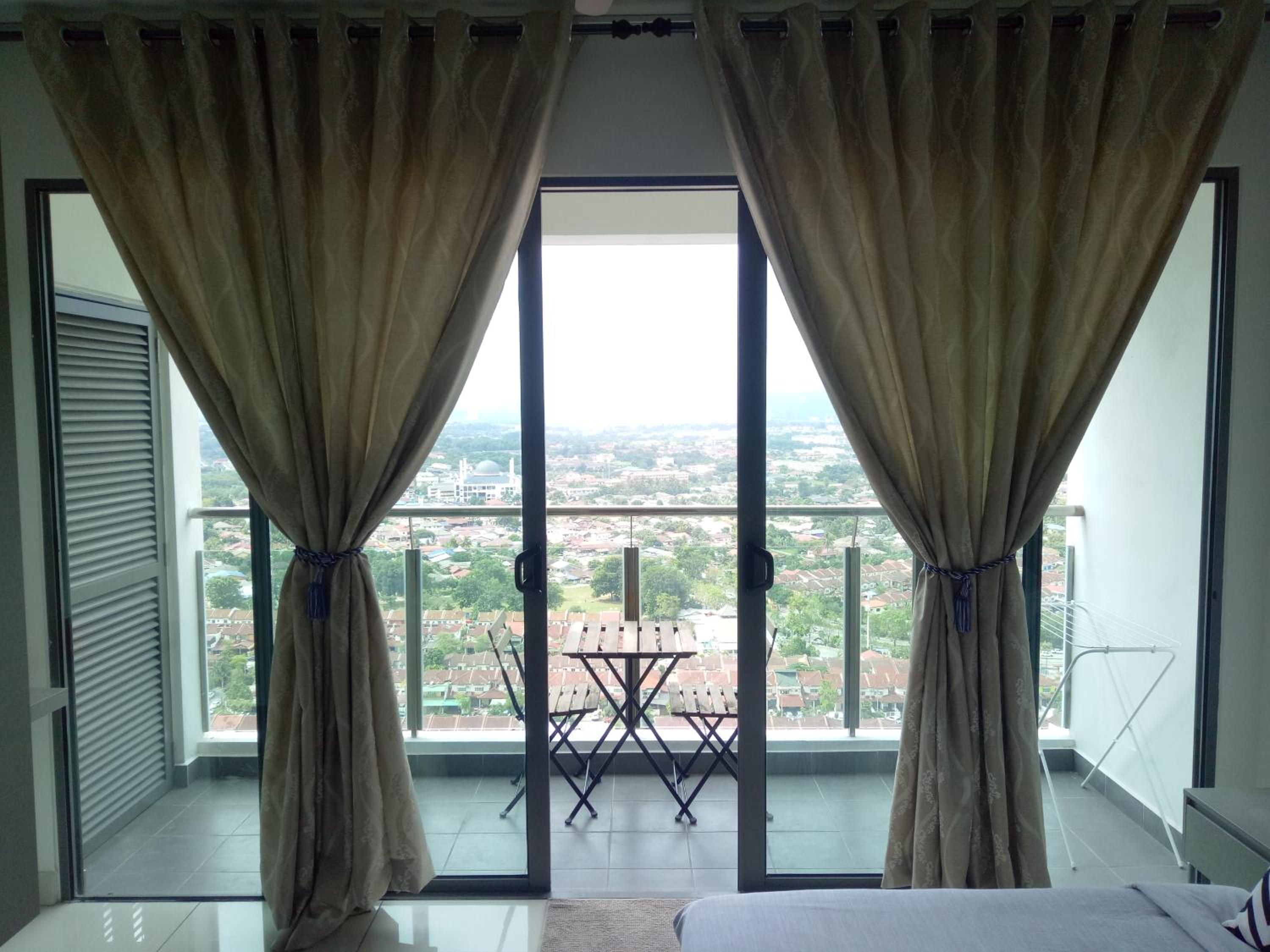 Bangi Studio Suite - Netflix photo 8