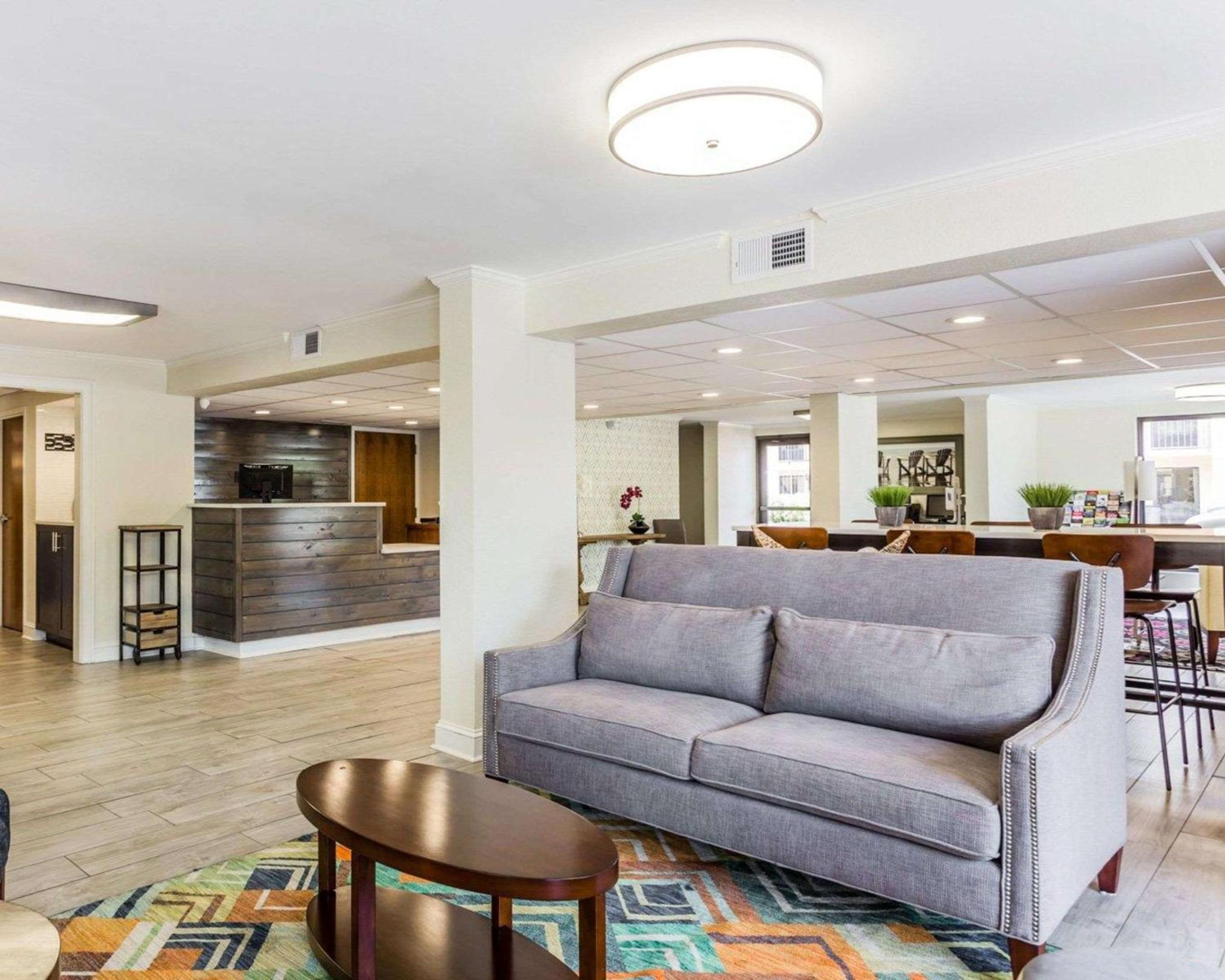 Quality Inn Mt Pleasant - Charleston - Image 2