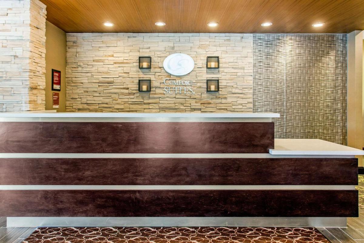 hotel reception