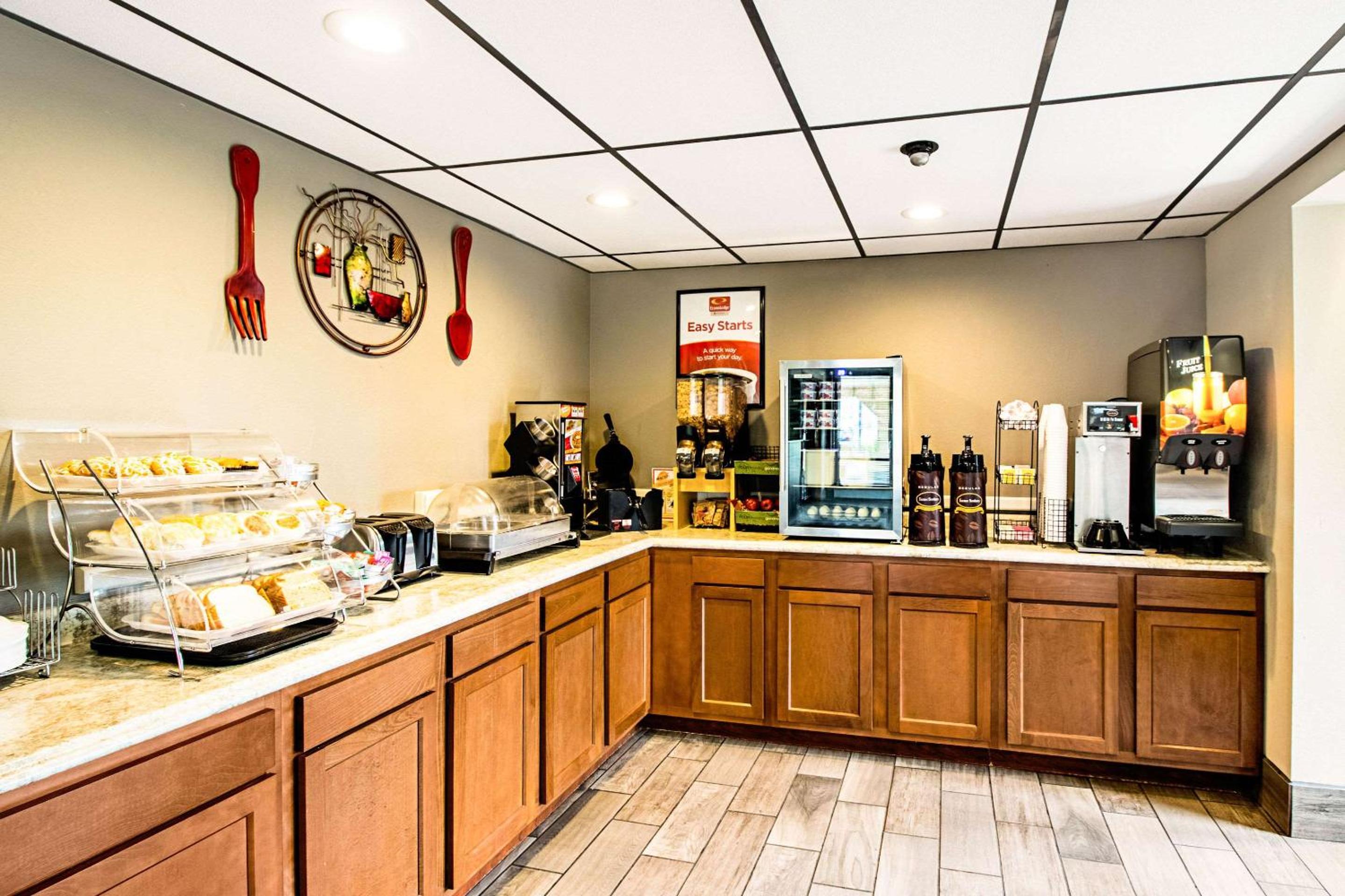 Econo Lodge Watertown, Foto 16