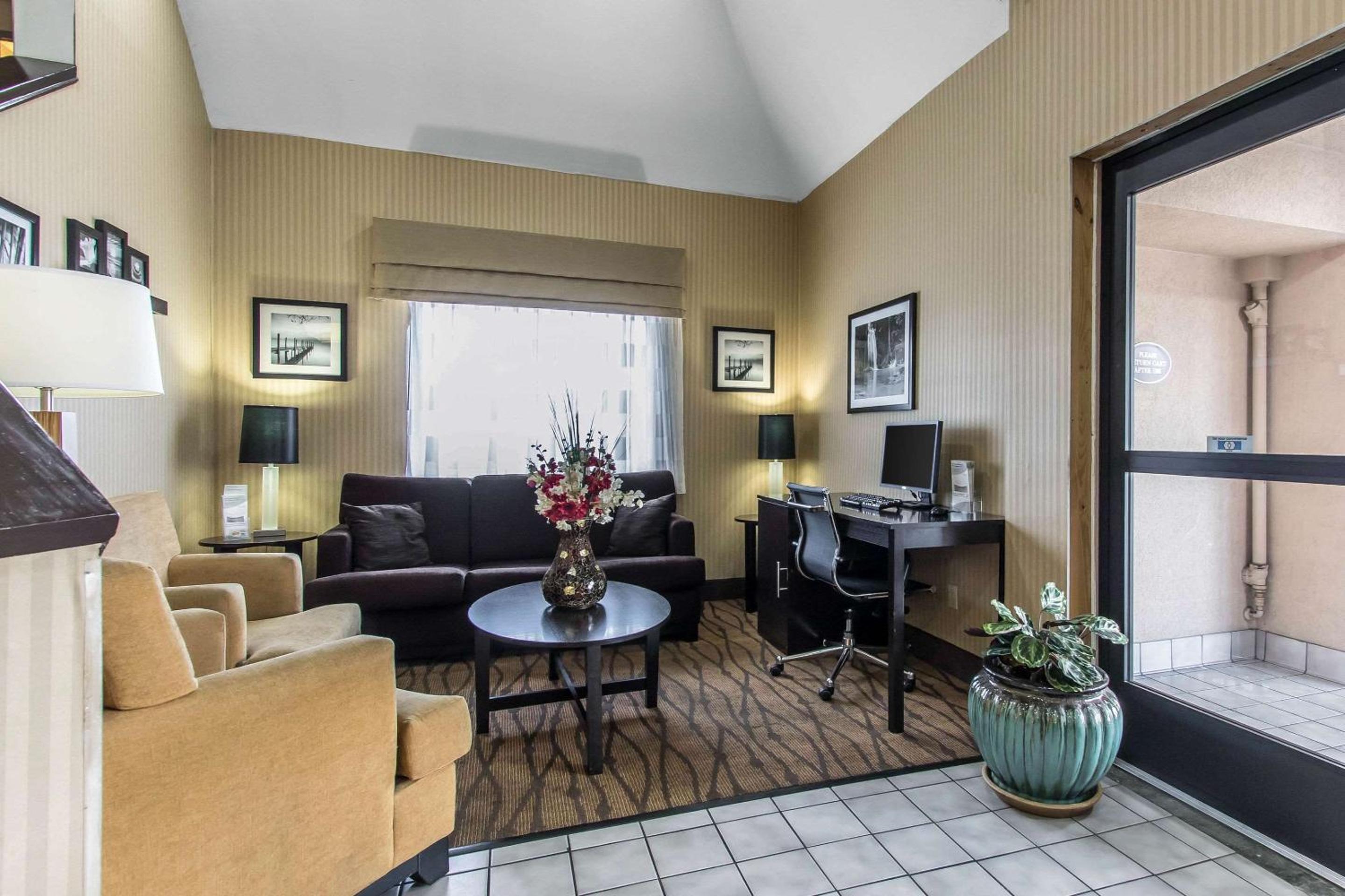Sleep Inn - Property Image 14