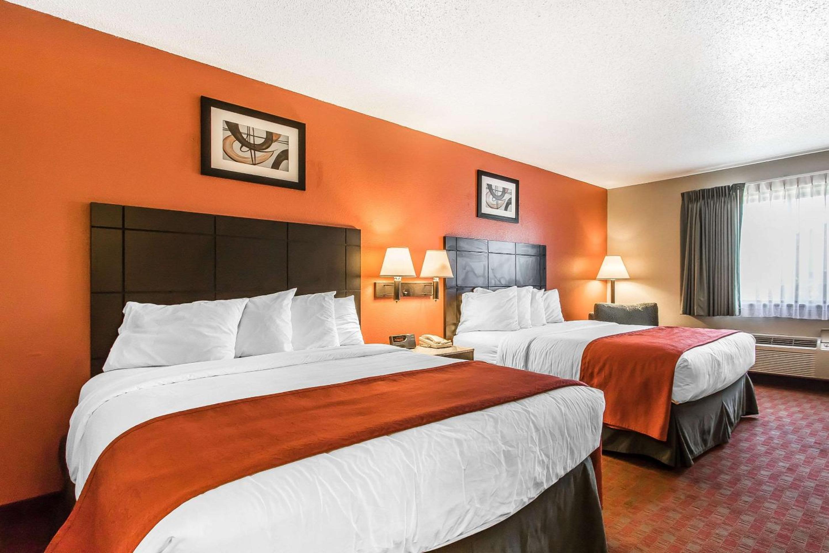 Quality Inn Suites - Property Image 24