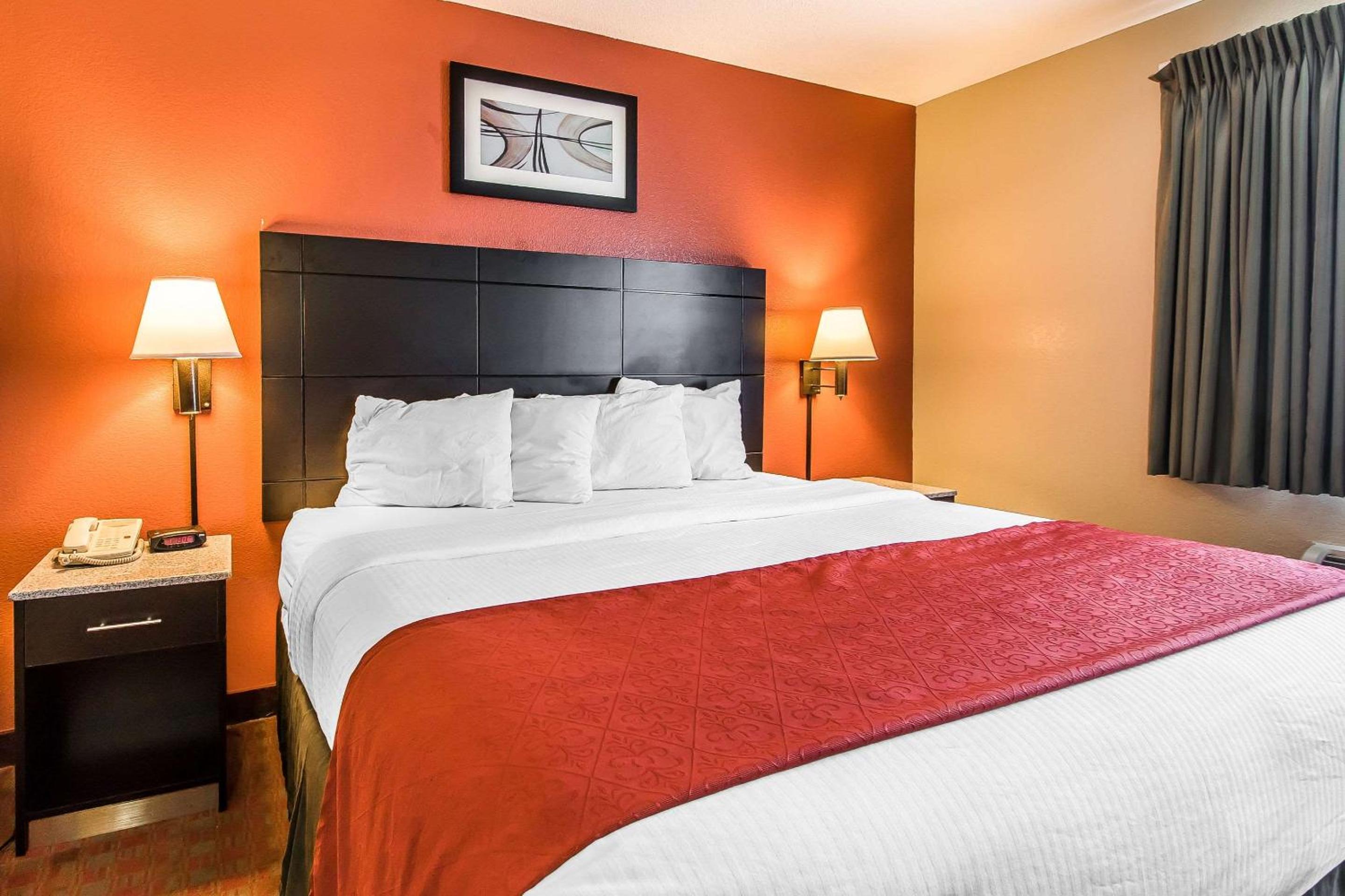 Quality Inn Suites - Property Image 21