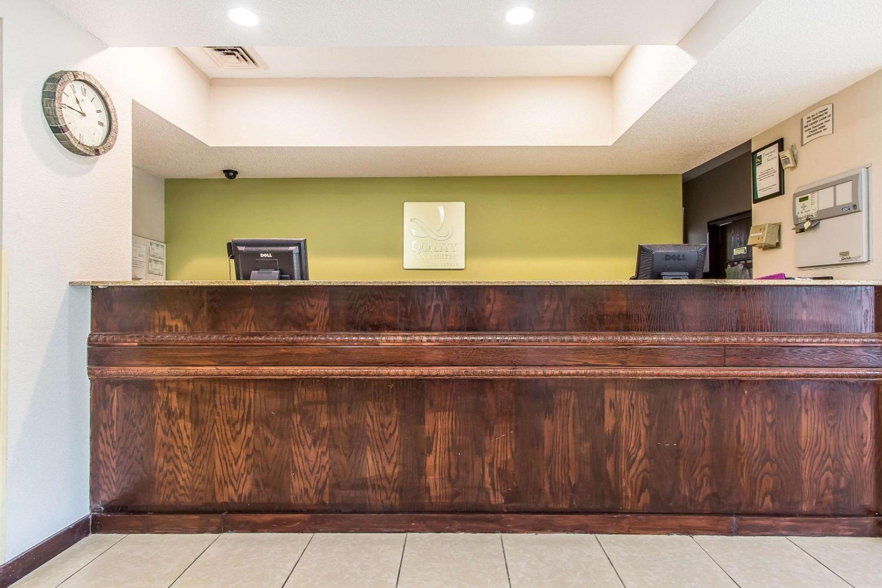 Quality Inn Suites - Property Image 32