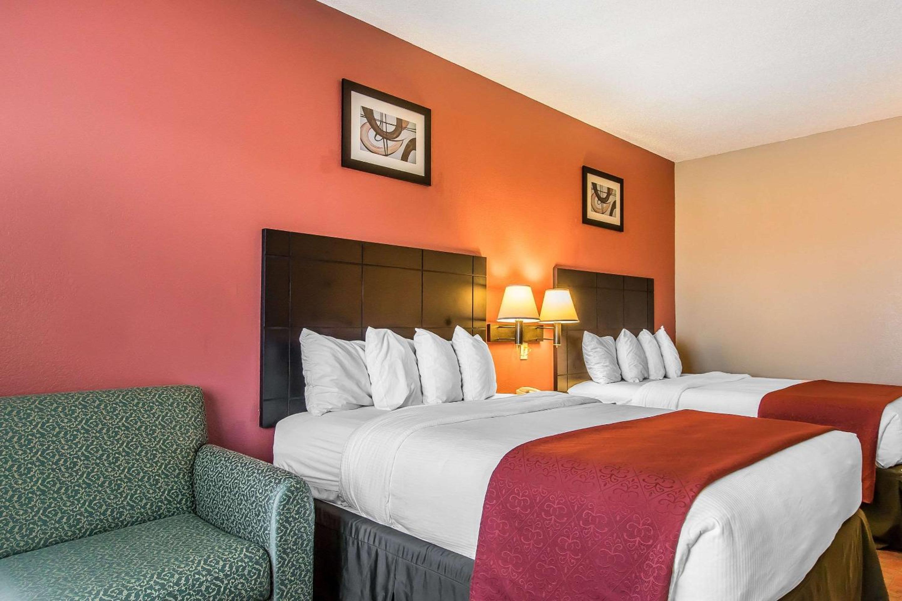 Quality Inn Suites - Property Image 7