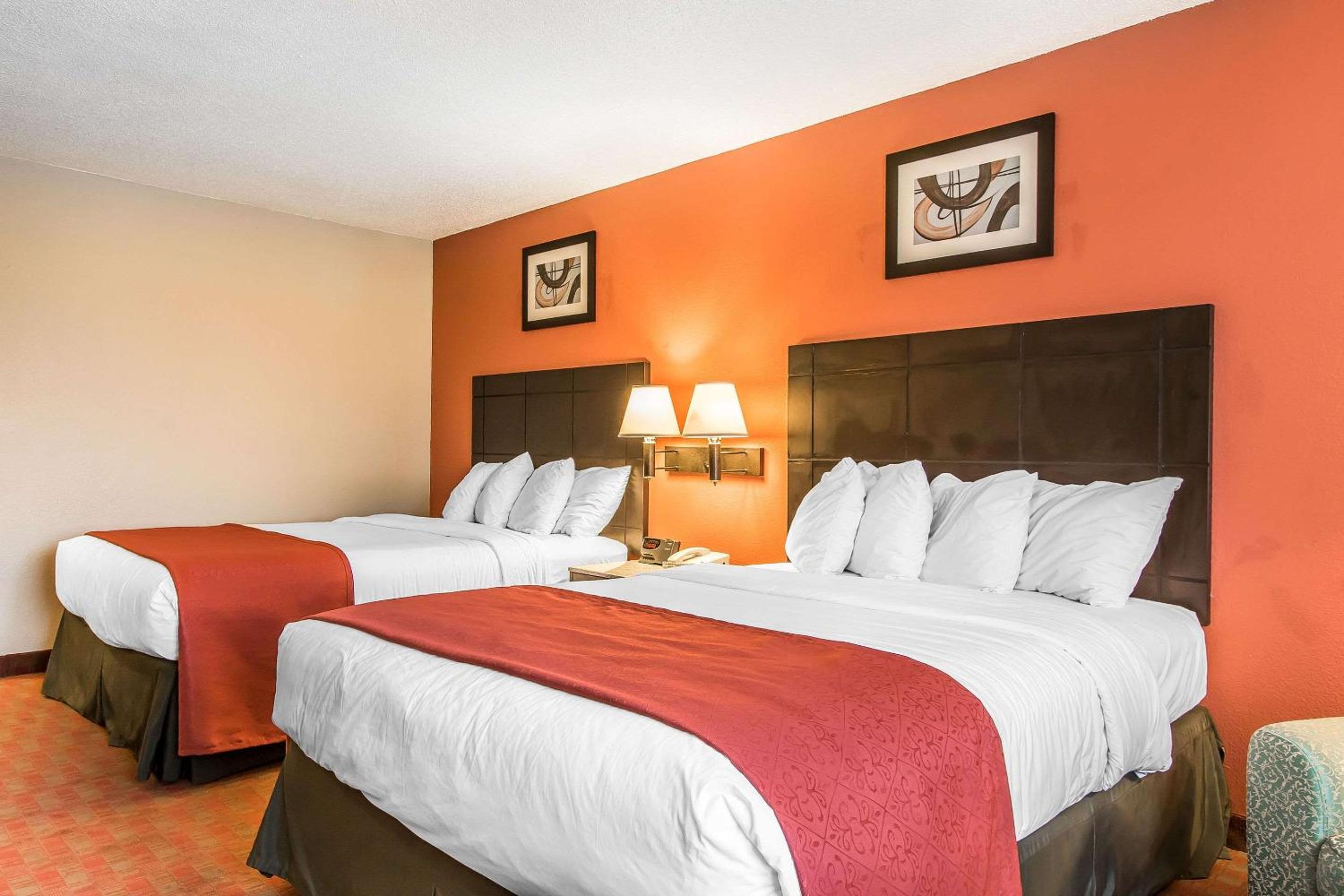 Quality Inn Suites - Property Image 12