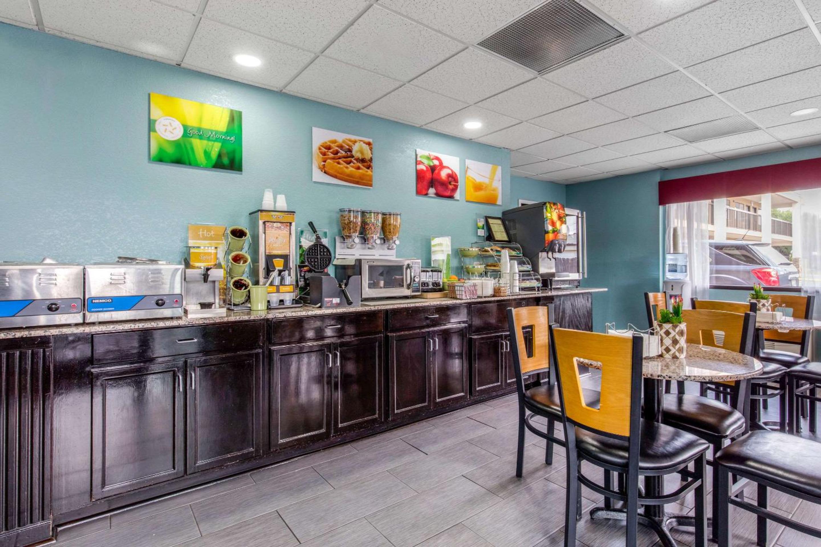 Quality Inn - Property Image 2