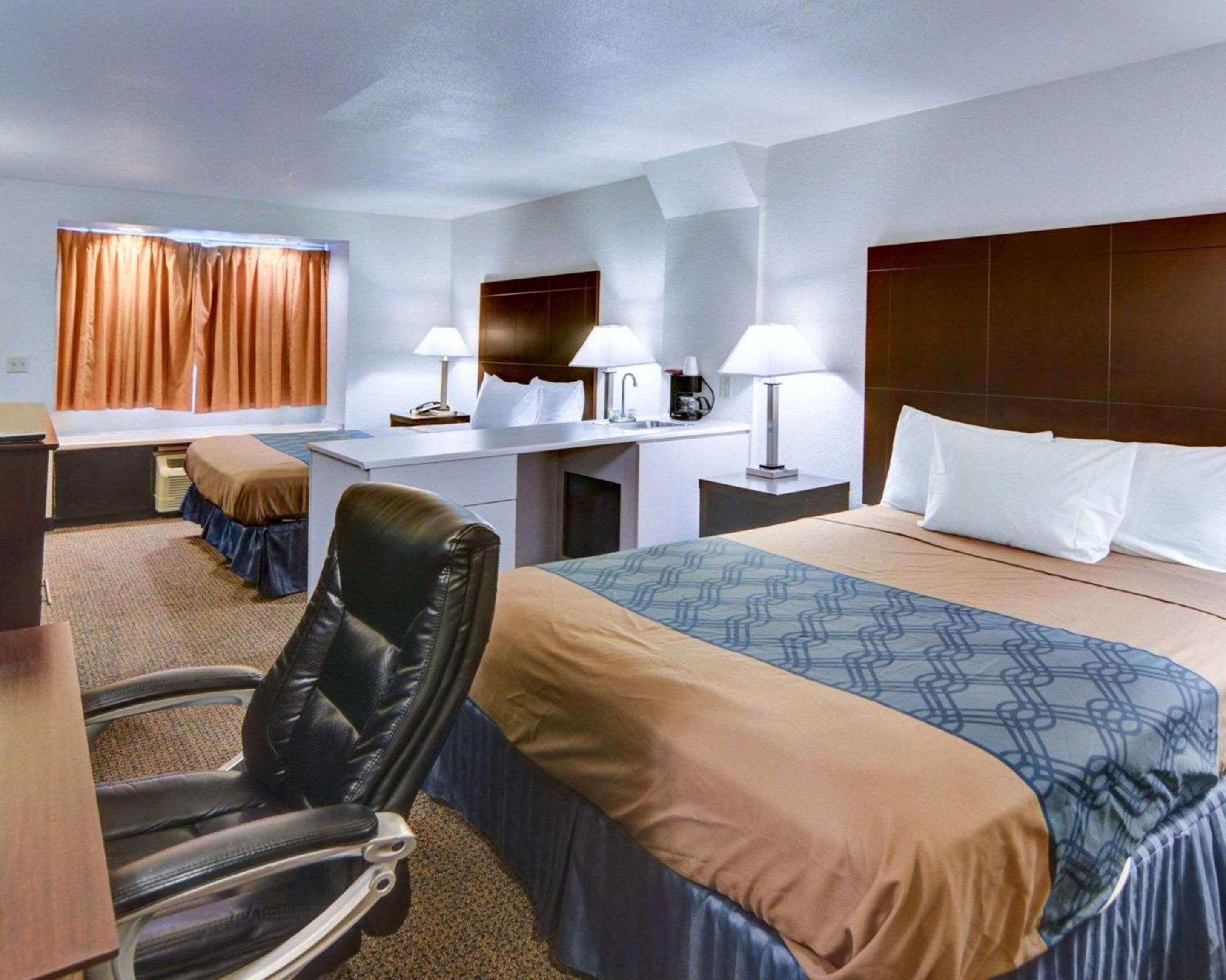Rodeway Inn  Suites Lewisville I-35 - Property Image 9