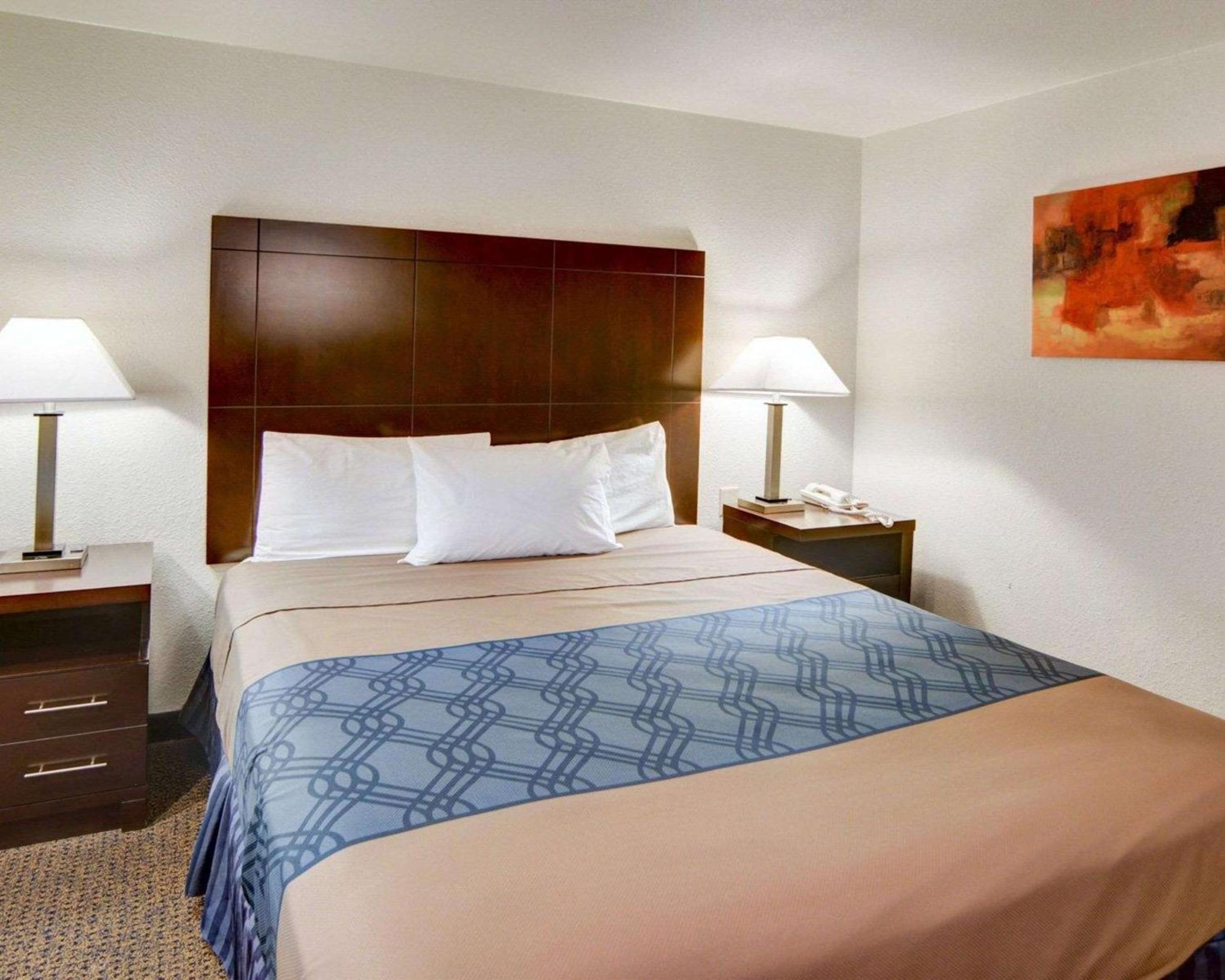 Rodeway Inn  Suites Lewisville I-35 - Property Image 12