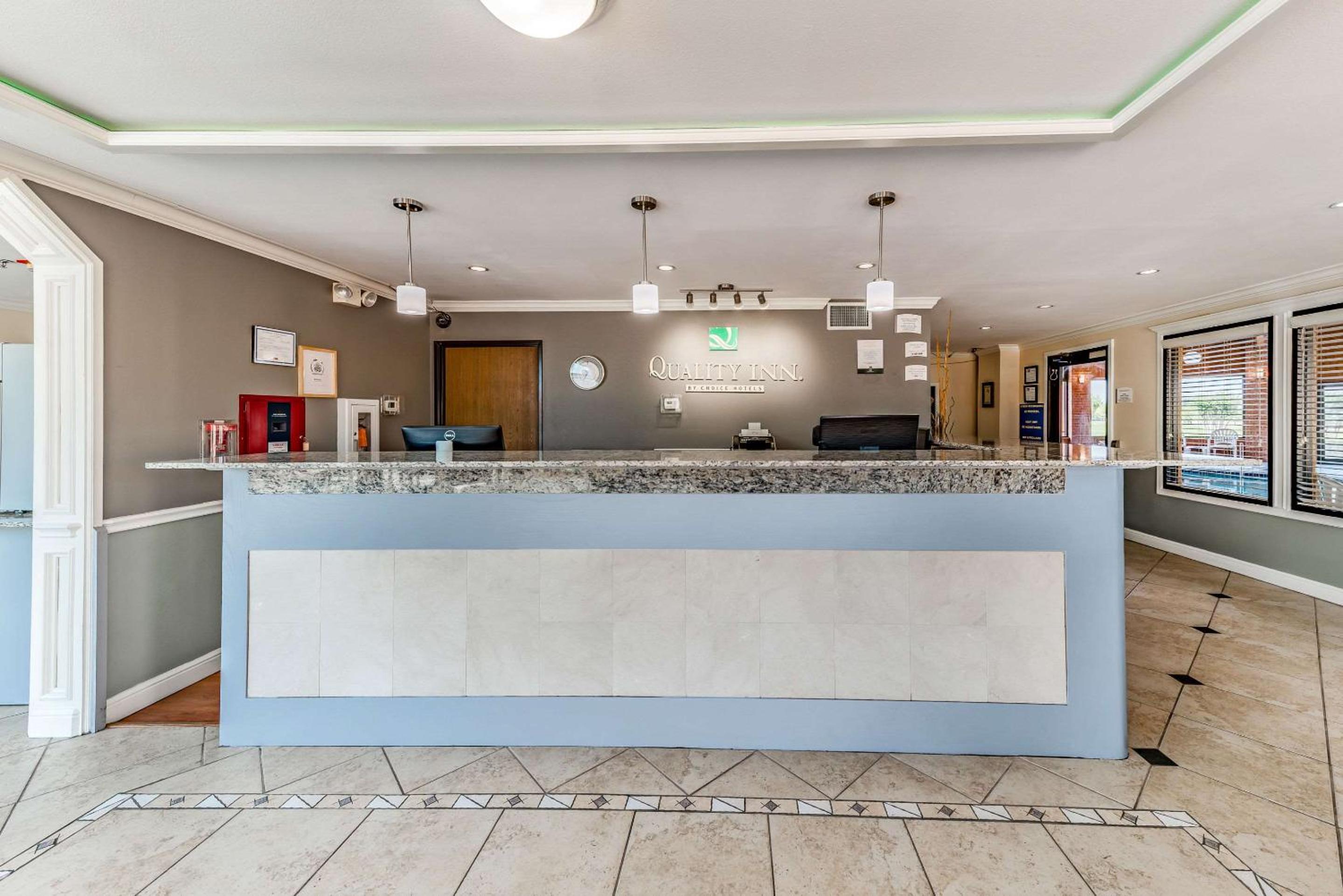 Dallas / Fort Worth Vacations - Quality Inn Allen - Plano East - Property Image 2