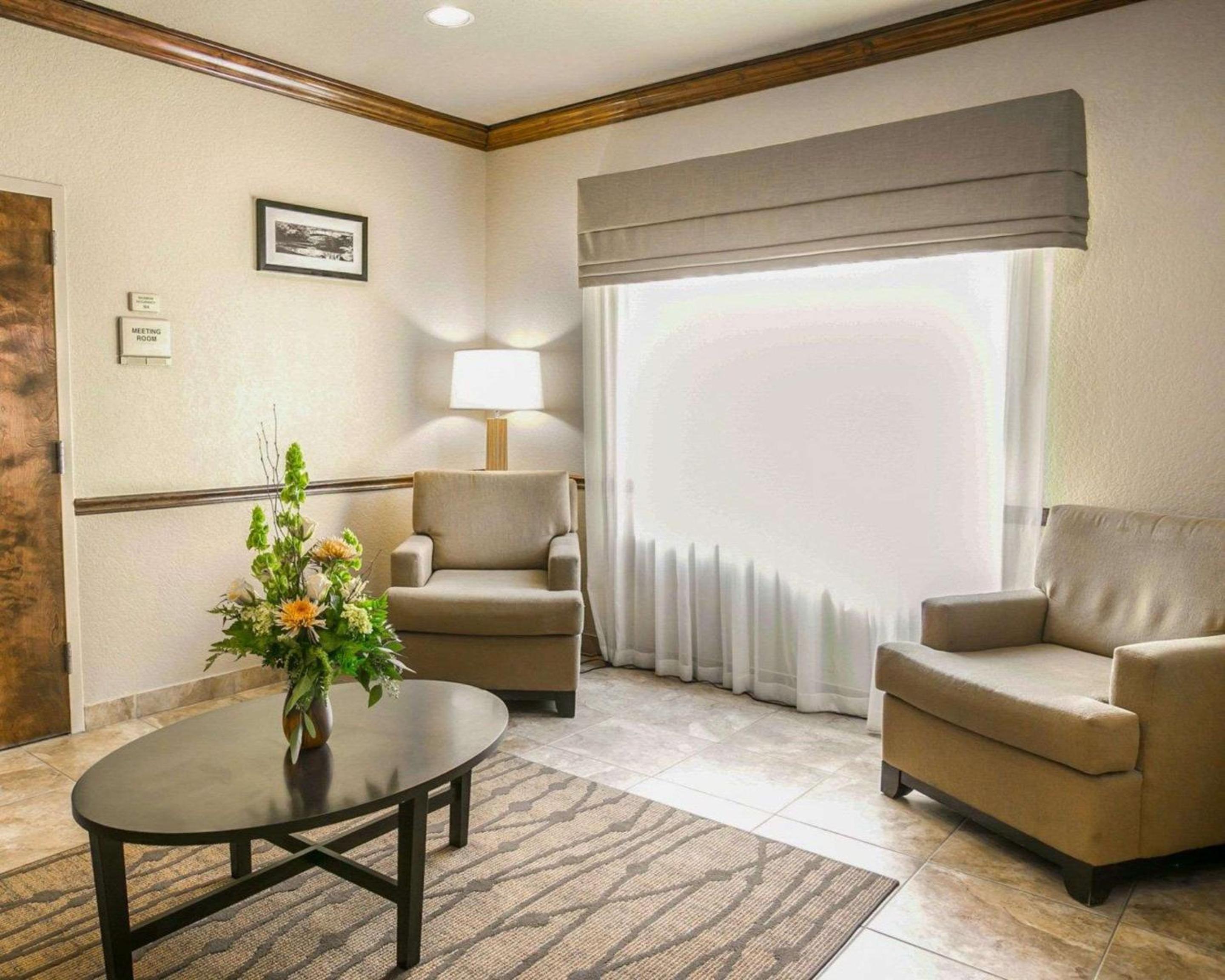 Sleep Inn & Suites Gonzales near Palmetto State Park view 3