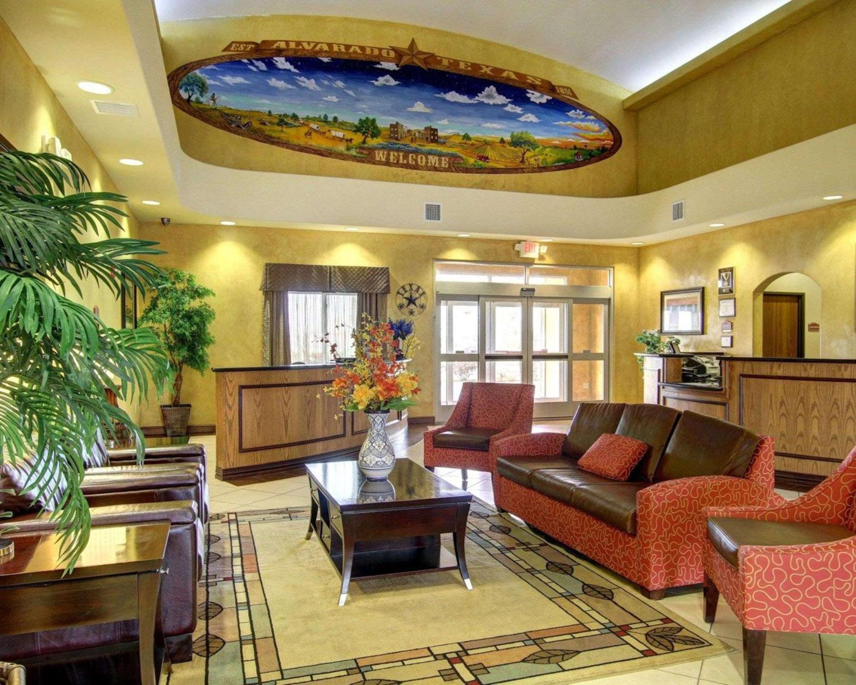 Comfort Inn  Suites - Property Image 1