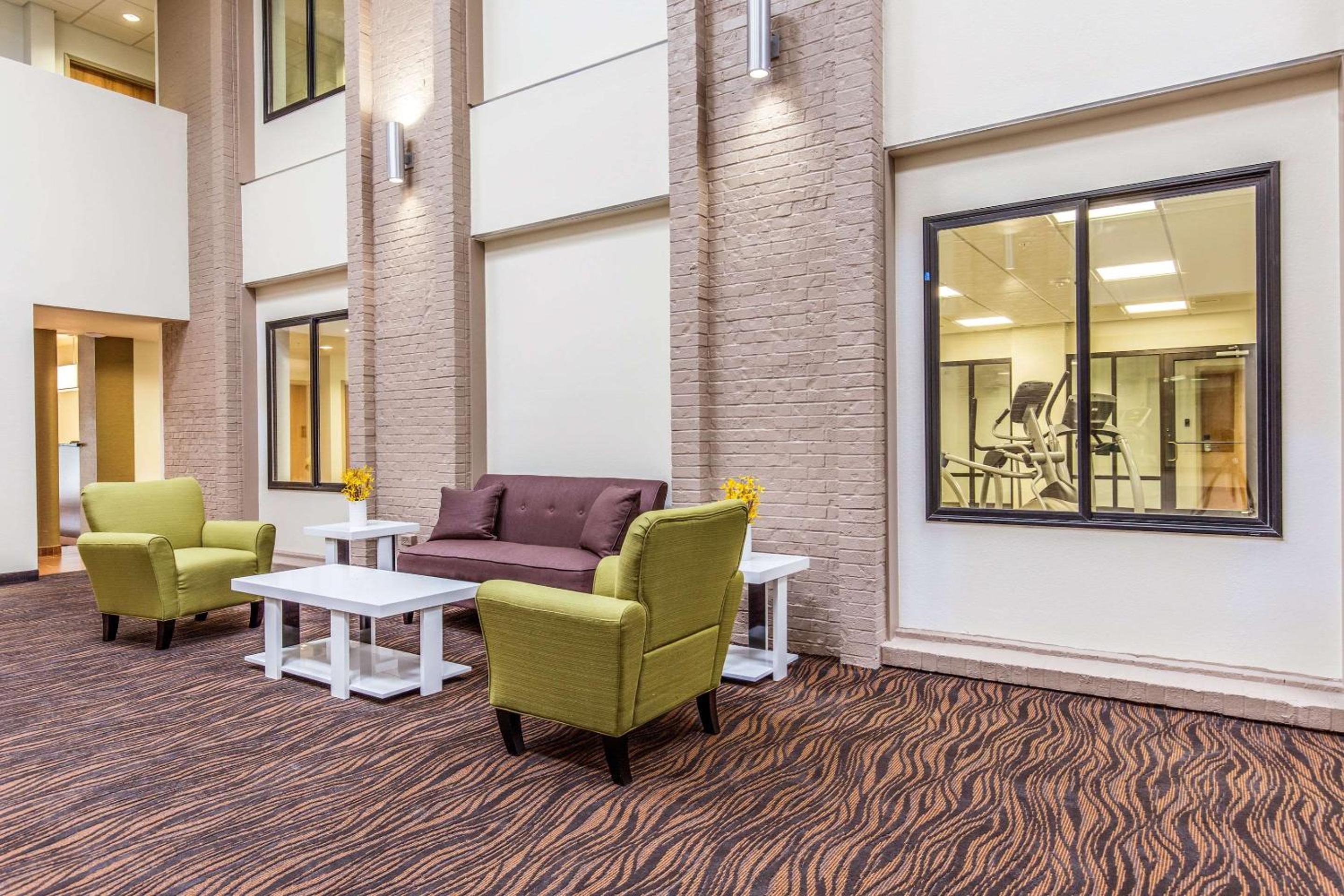 Sleep Inn Dallas Love Field-Medical District