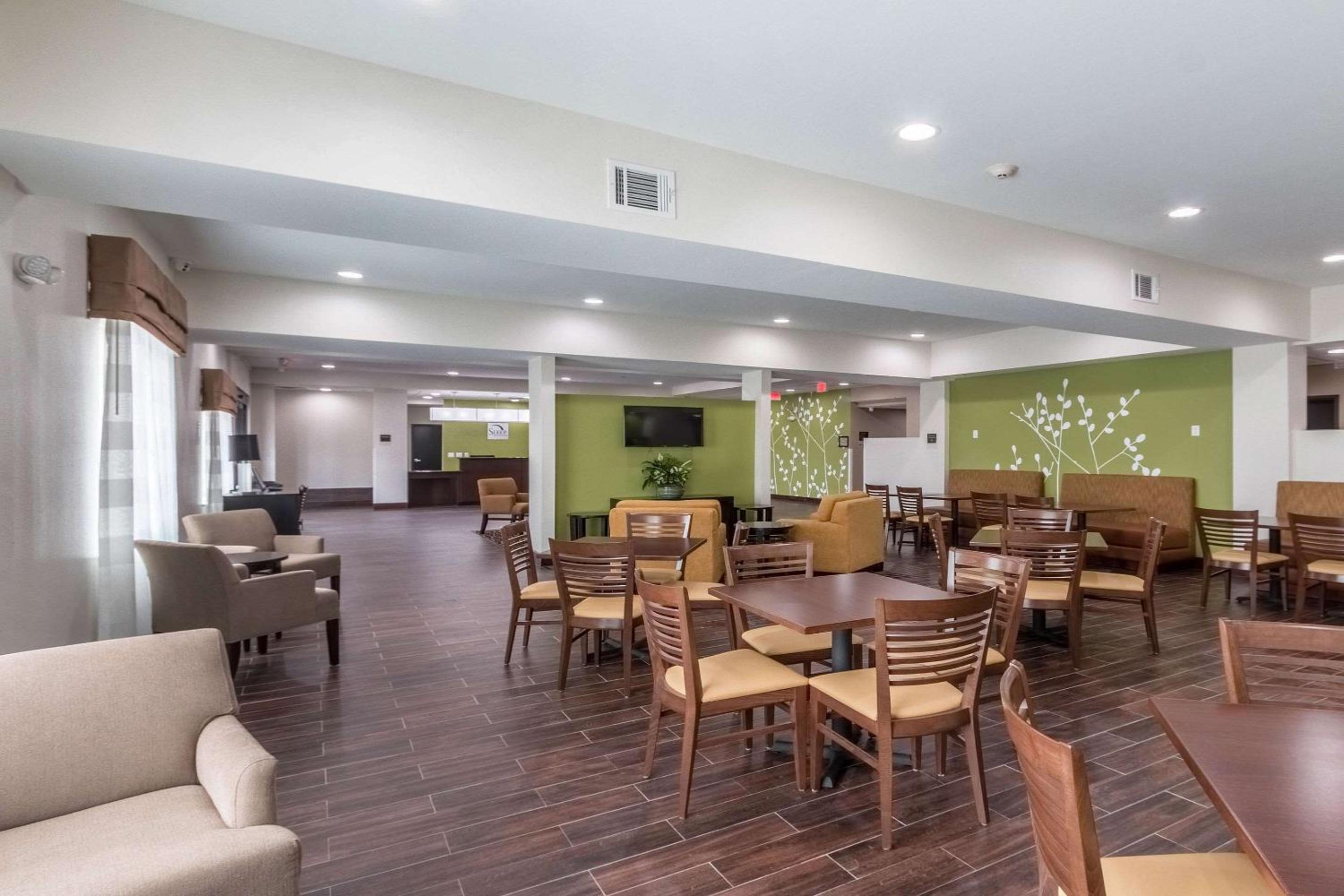 Sleep Inn & Suites College Station near University
