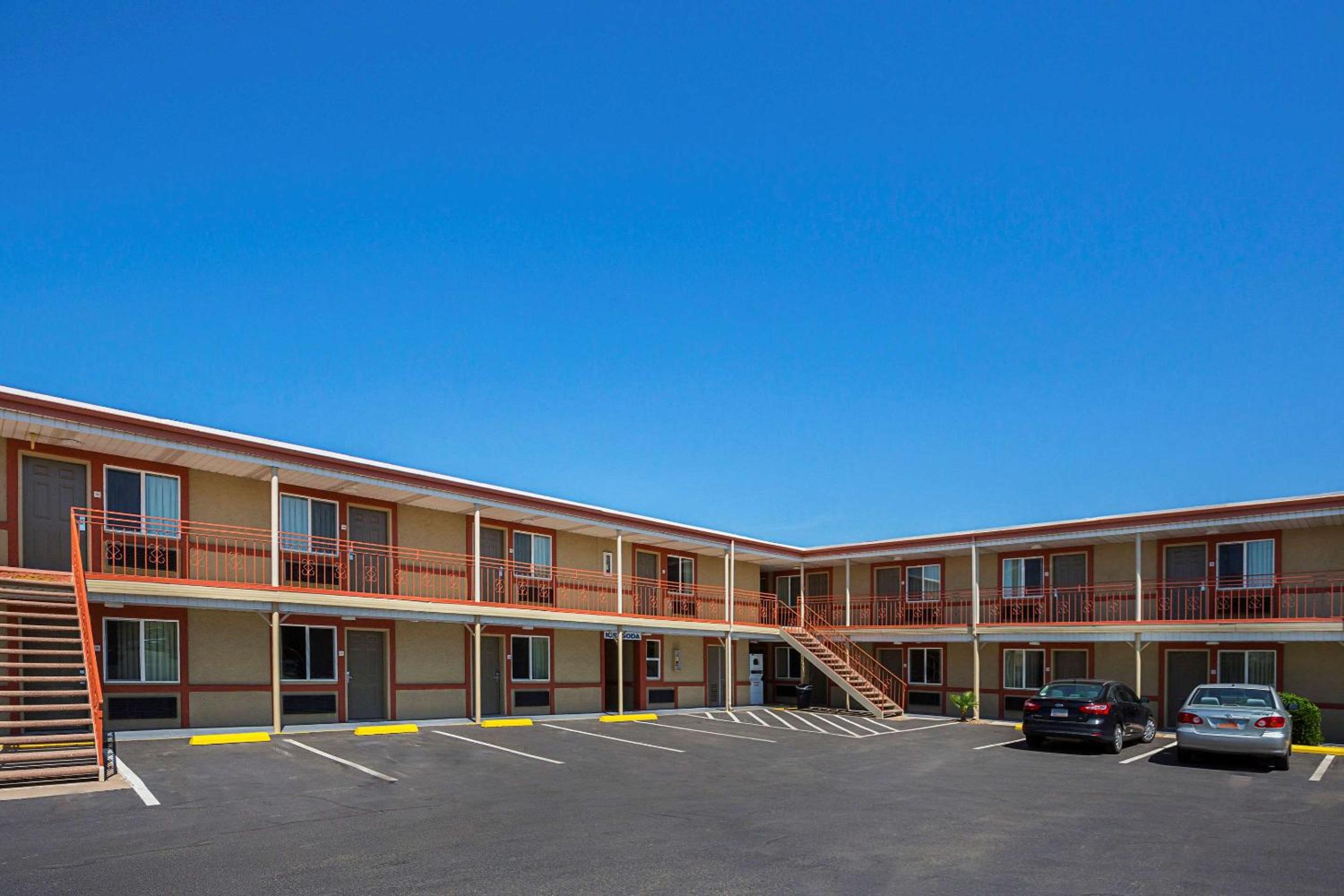 Econo Lodge Hurricane Zion Park Area view 2