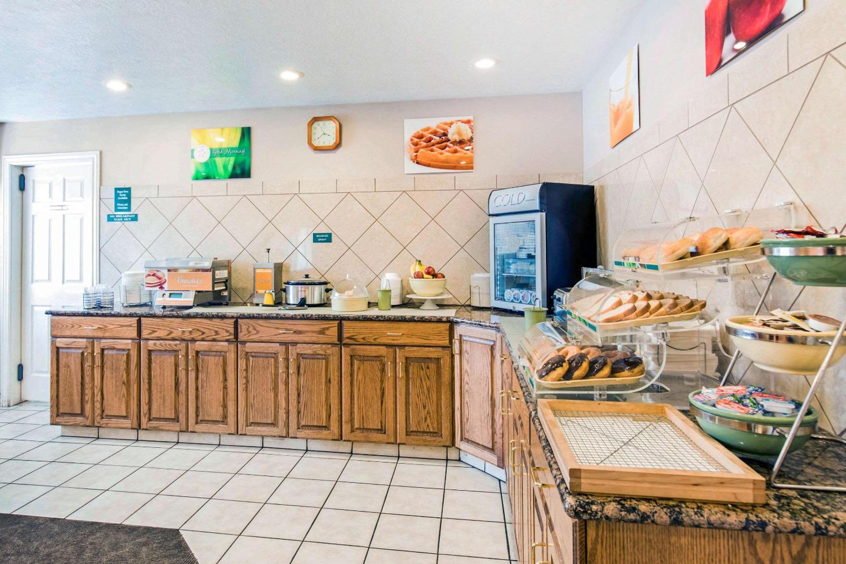 Cedar City Vacations - Quality Inn Cedar City - University Area - Property Image 6