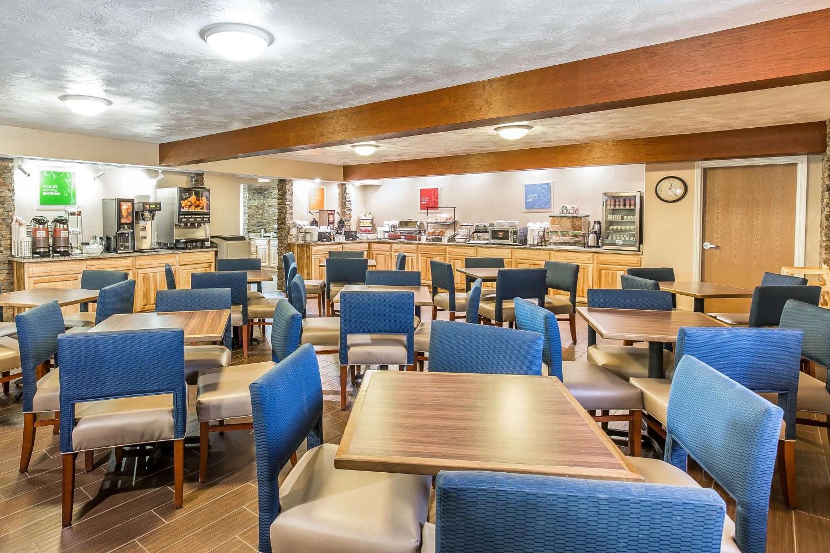 Green River Vacations - Comfort Inn Green River National Park Area - Property Image 6