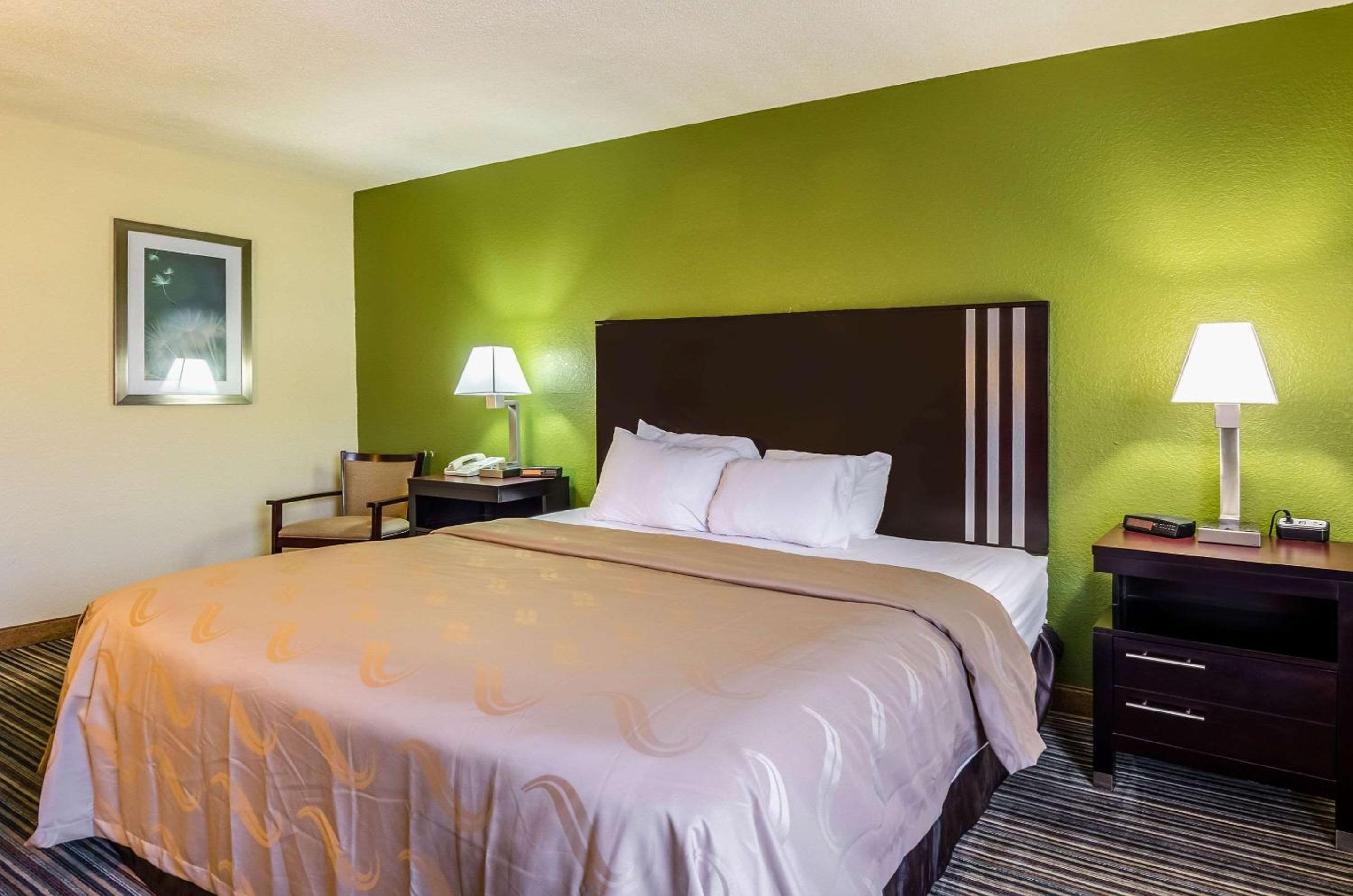 Wytheville Vacations - Quality Inn Suites - Property Image 16