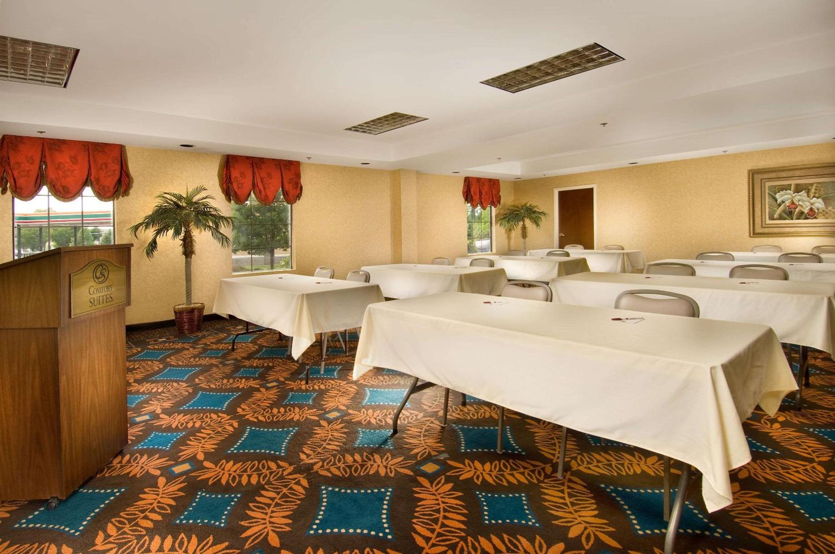 Comfort Suites Dulles Airport - Property Image 5