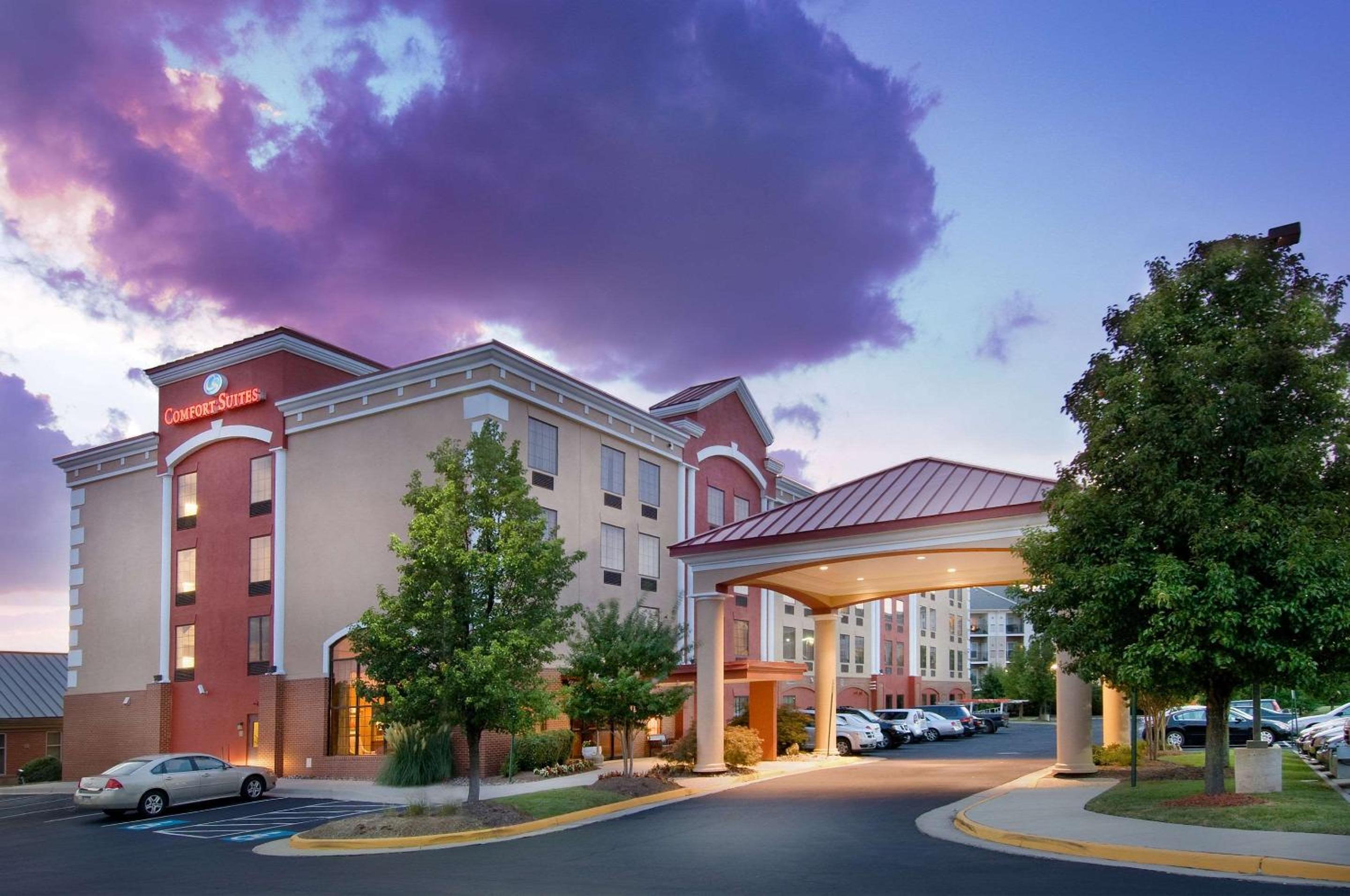 Comfort Suites Dulles Airport - Property Image 13