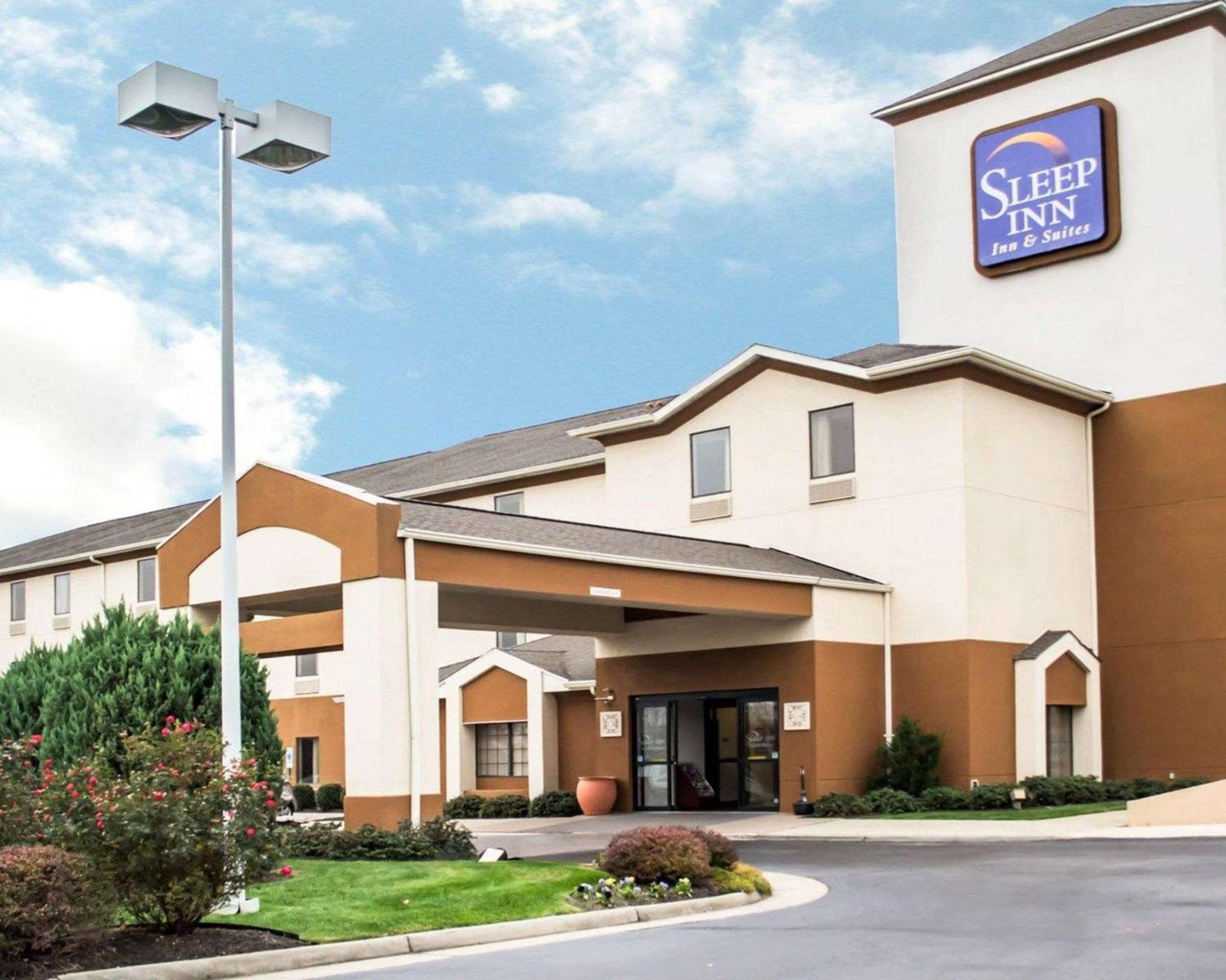 Emporia Vacations - Sleep Inn  Suites Stony Creek - Petersburg South - Property Image 1