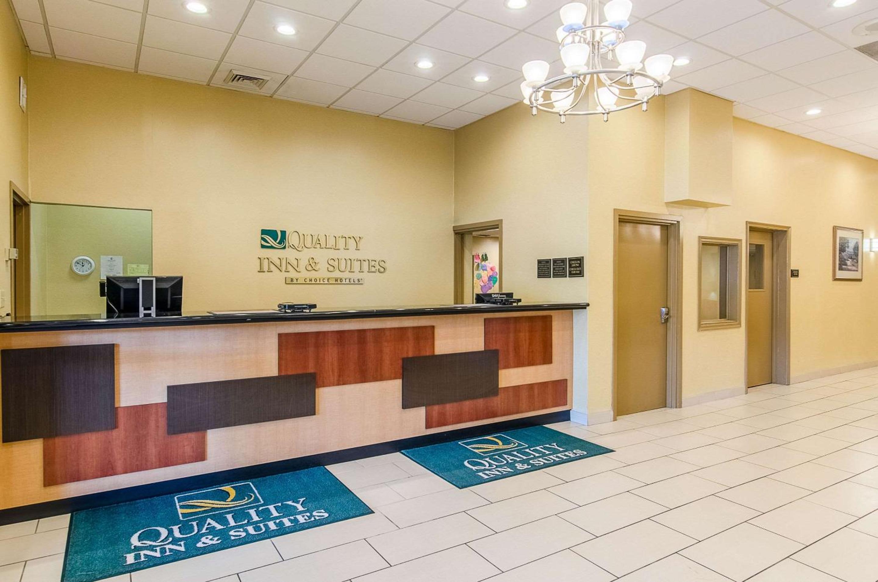 Quality Inn  Suites Lexington near I-64 and I-81 - Property Image 29