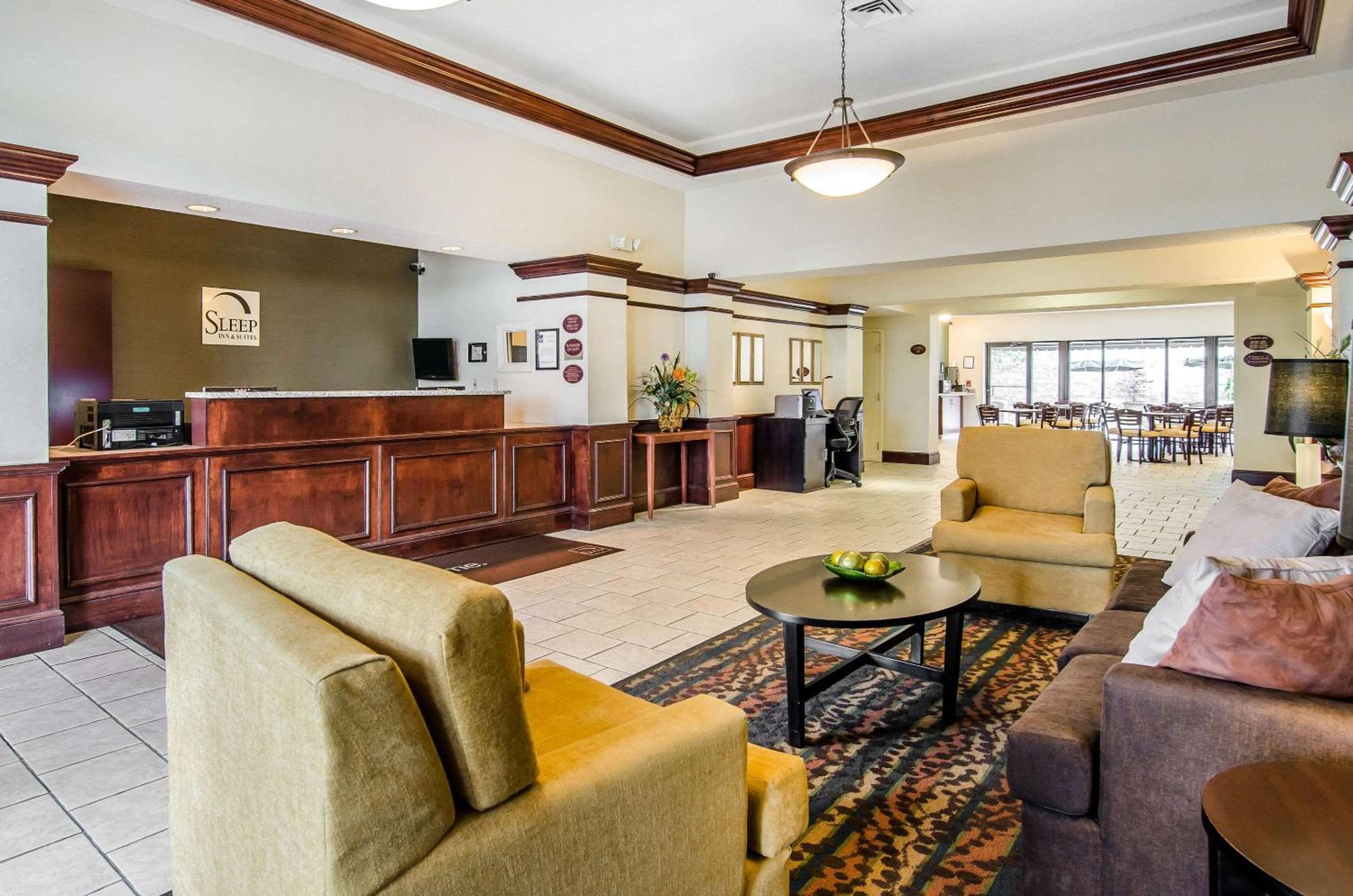 Sleep Inn & Suites Danville Hwy 58 view 4