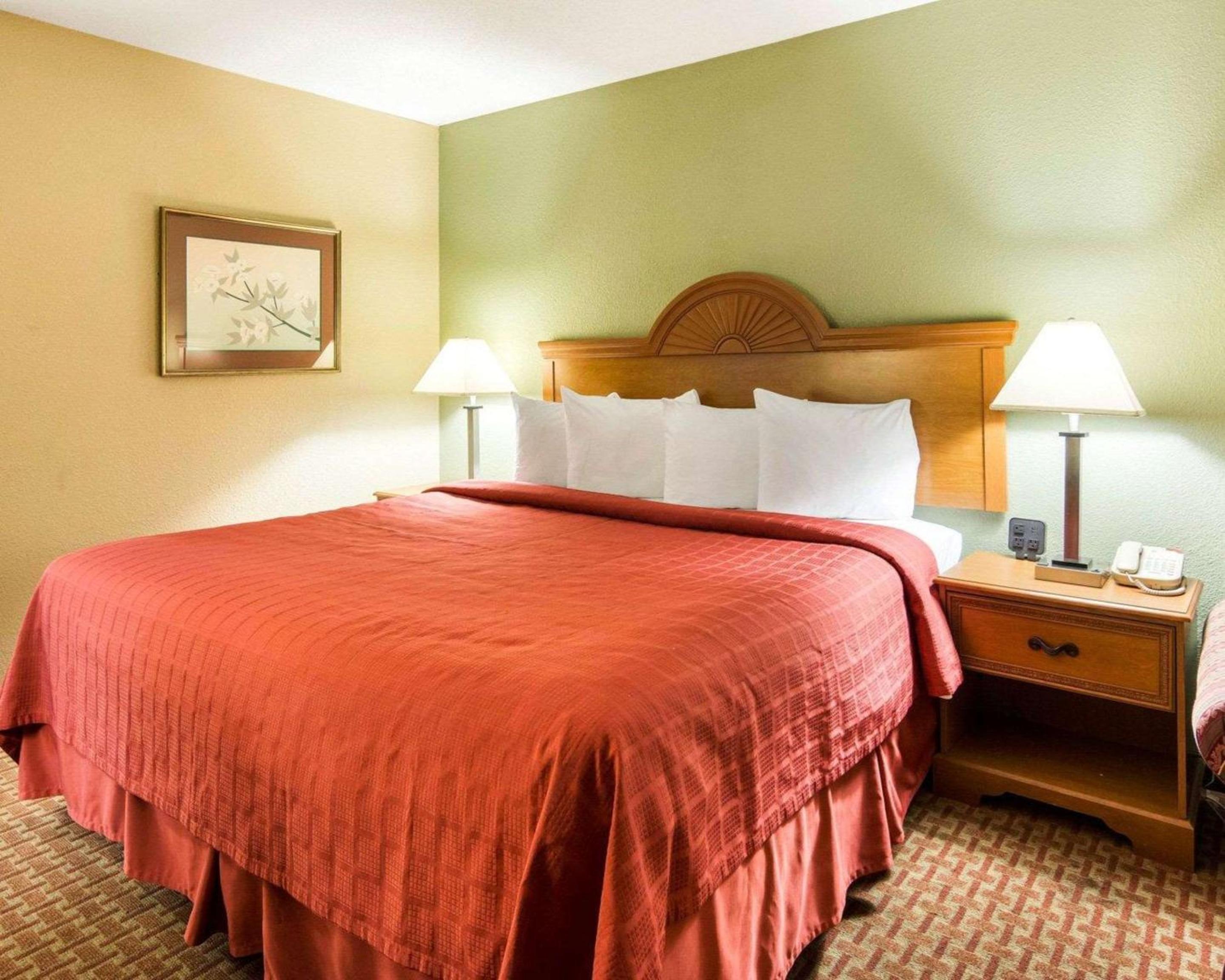 Quality Inn South Hill I-85