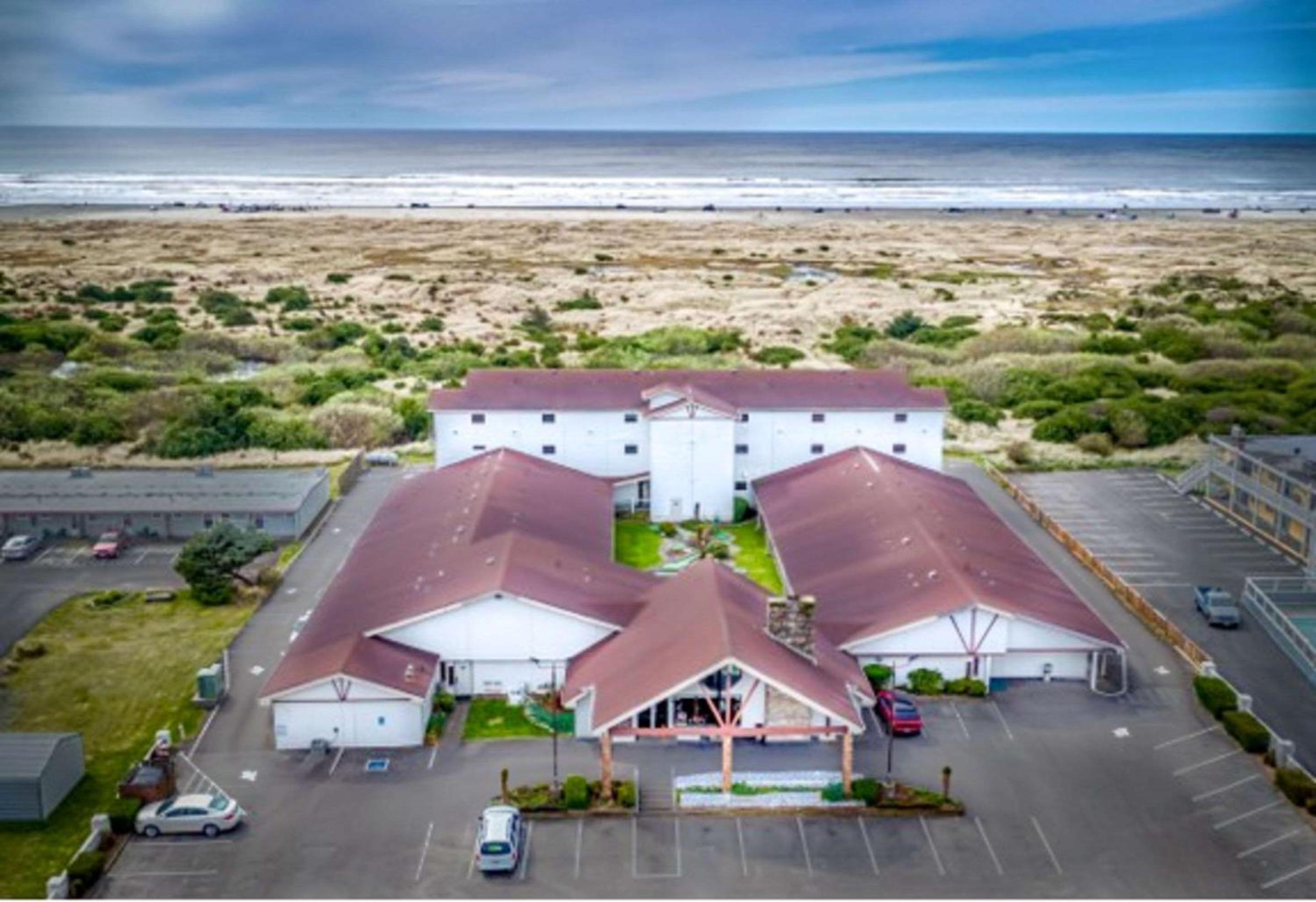Hotel CORATEL INN & SUITES BY JASPER OCEAN SHORES