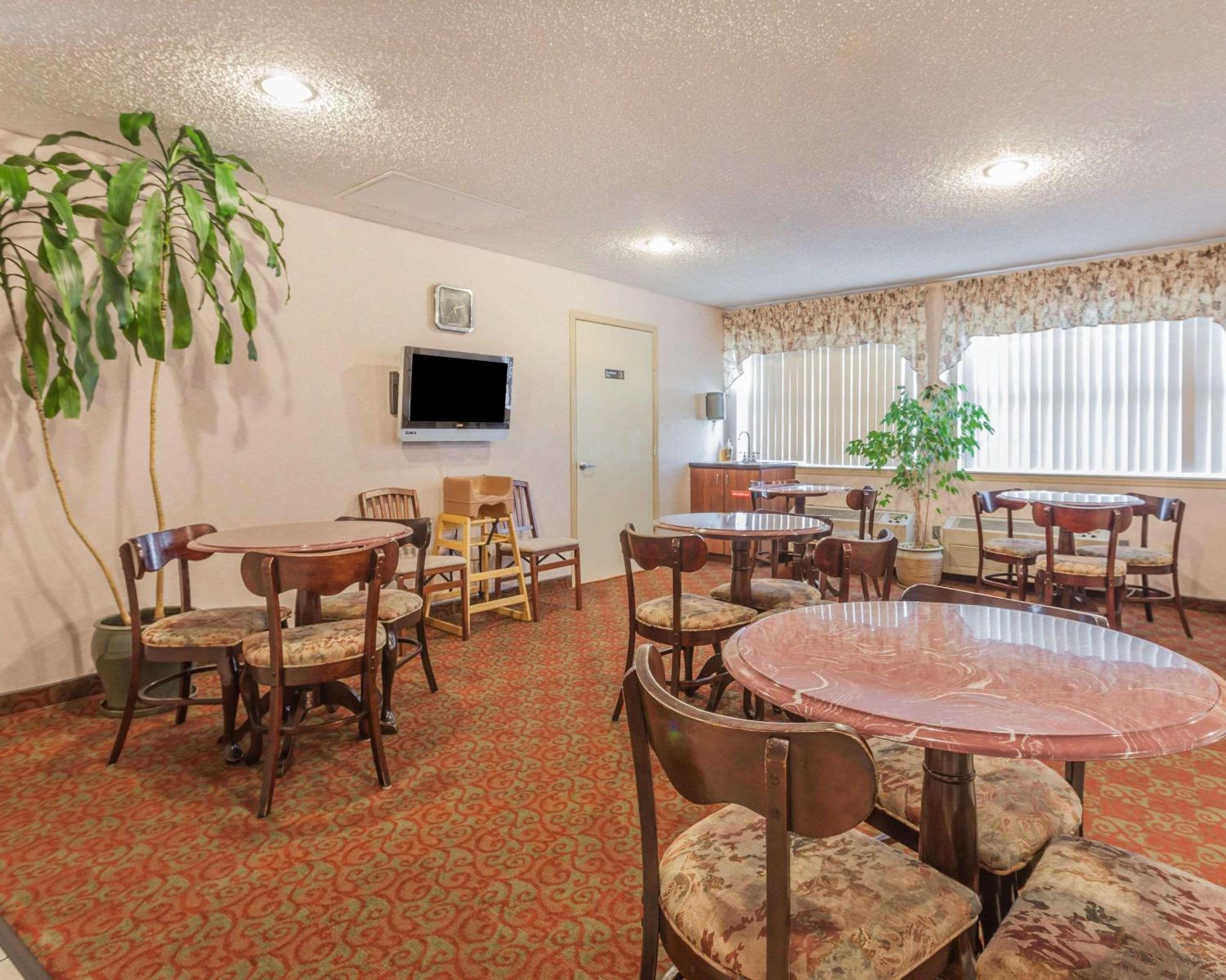 Comfort Inn On the Bay view 2