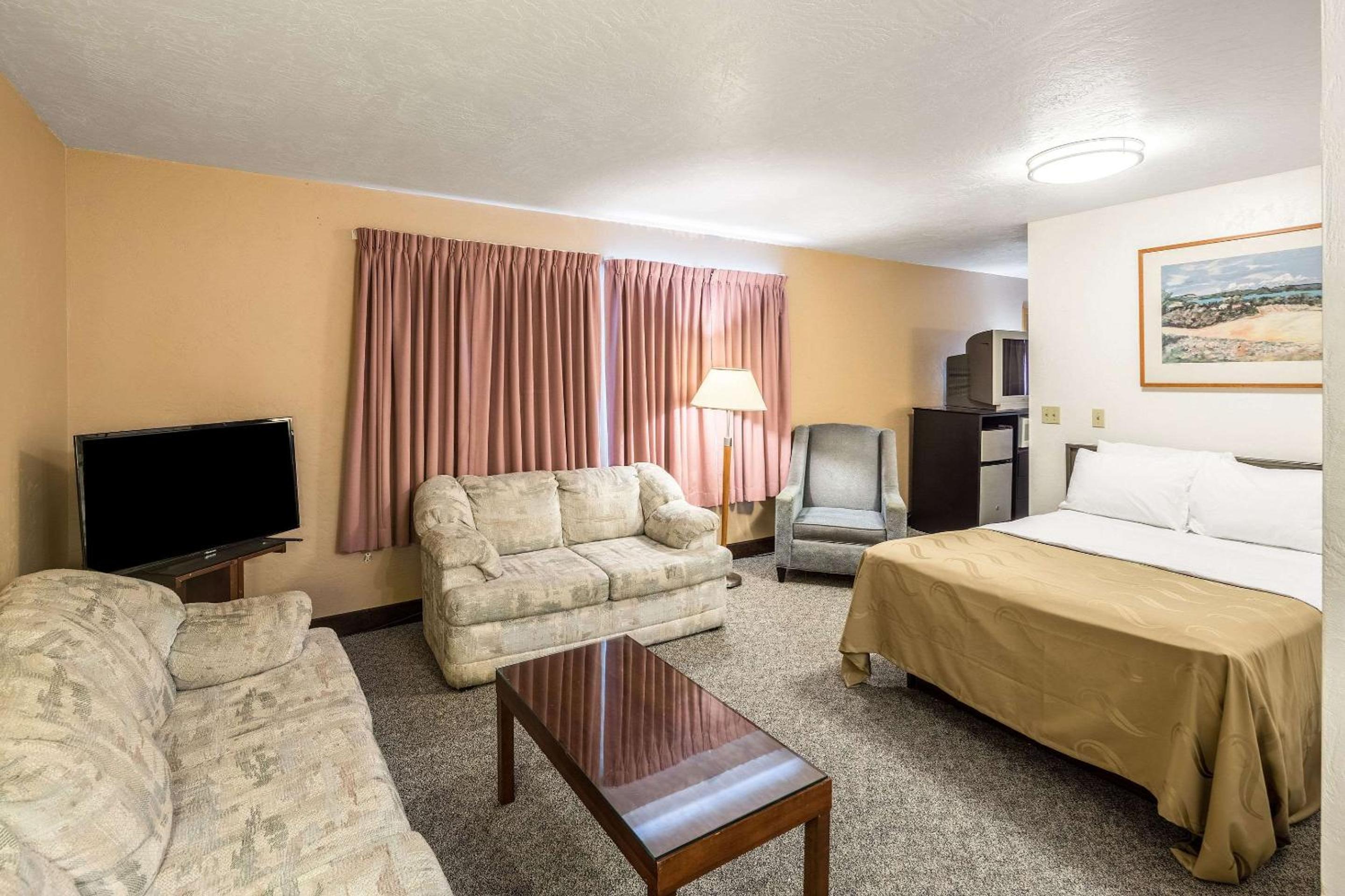 Moses Lake Vacations - Quality Inn - Property Image 28