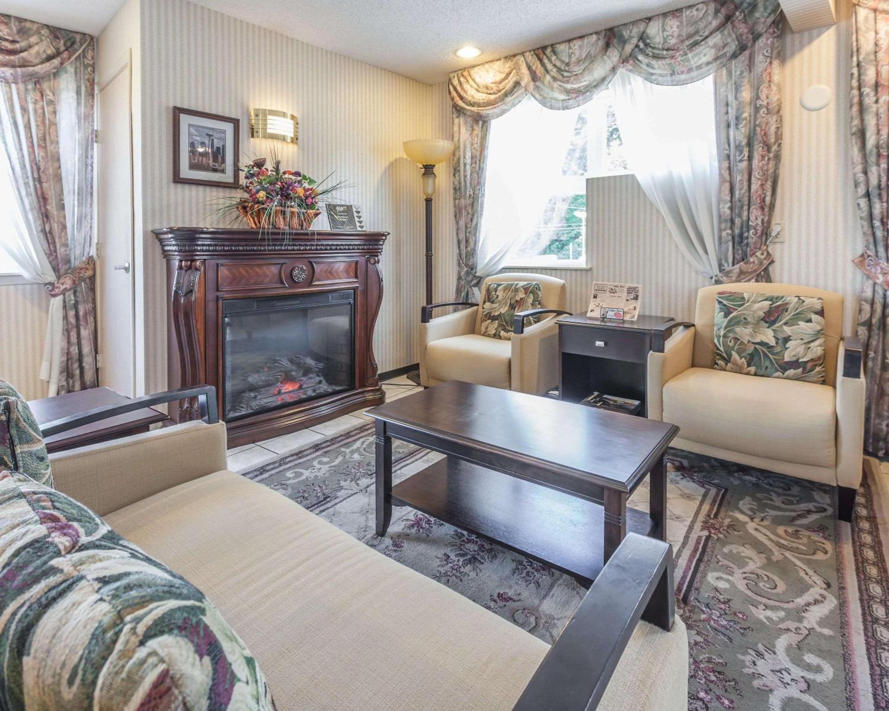 Comfort Inn On the Bay view 5