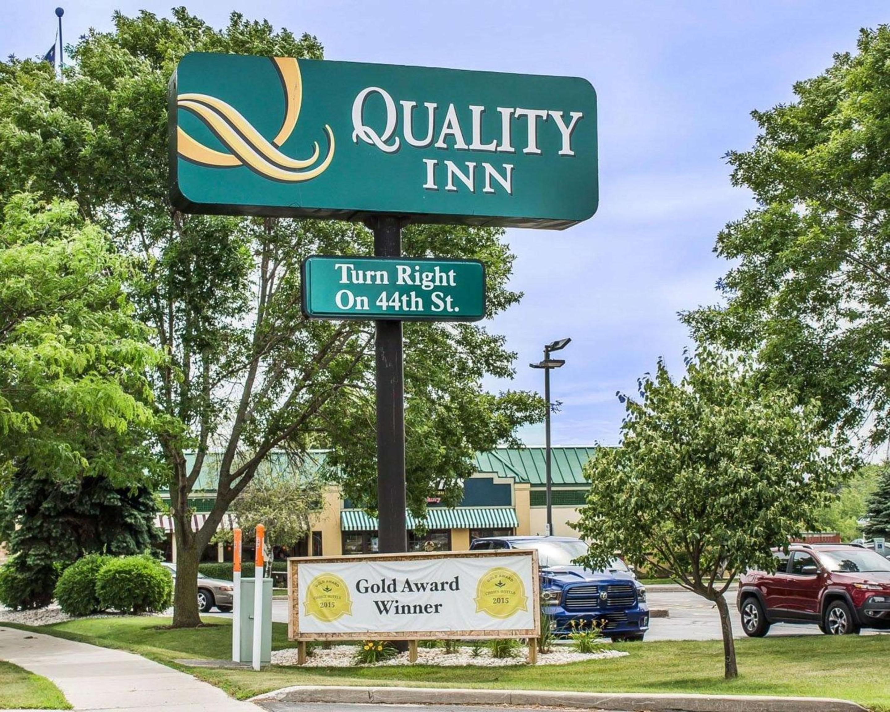 Quality Inn Manitowoc view 4