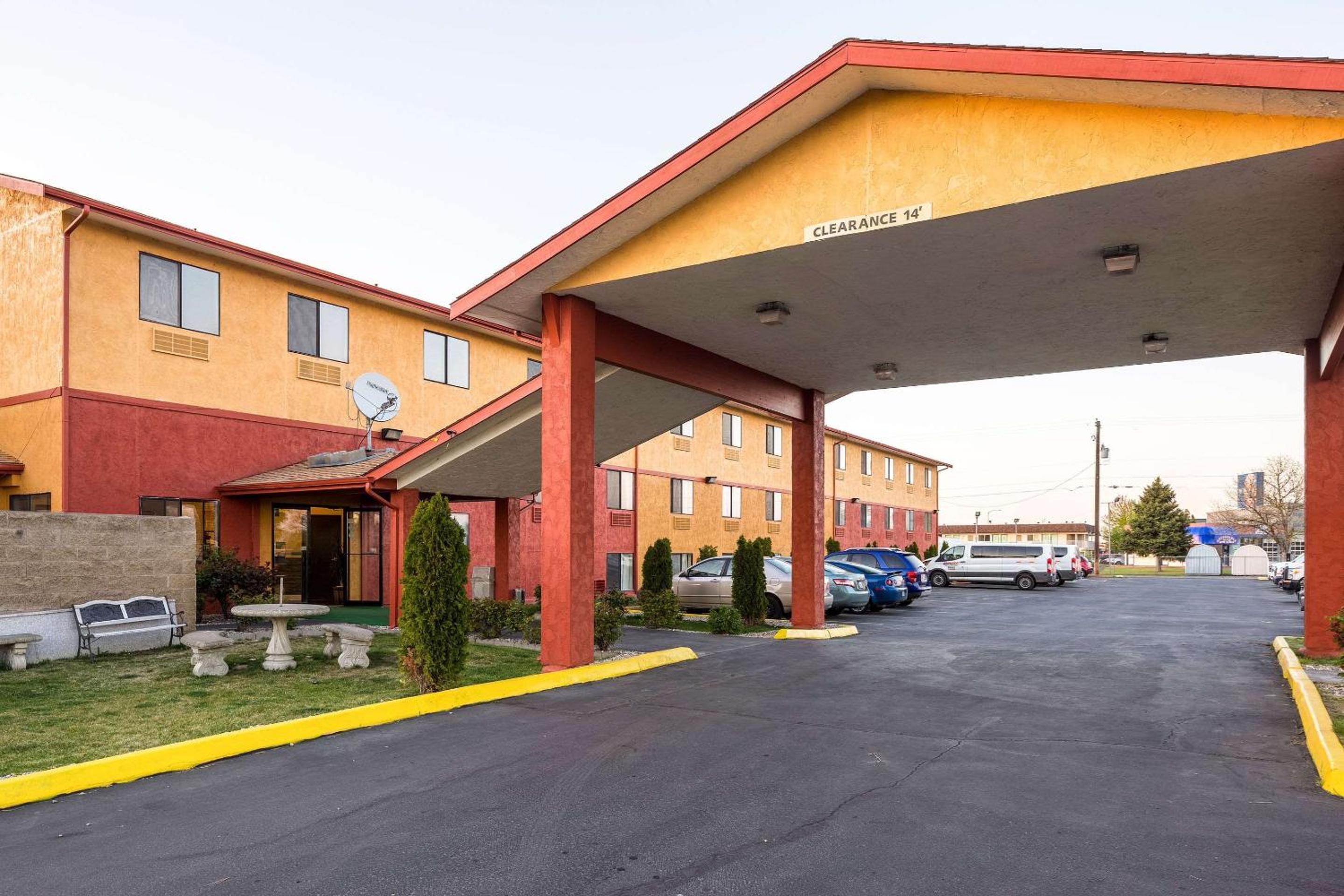 Moses Lake Vacations - Quality Inn - Property Image 18