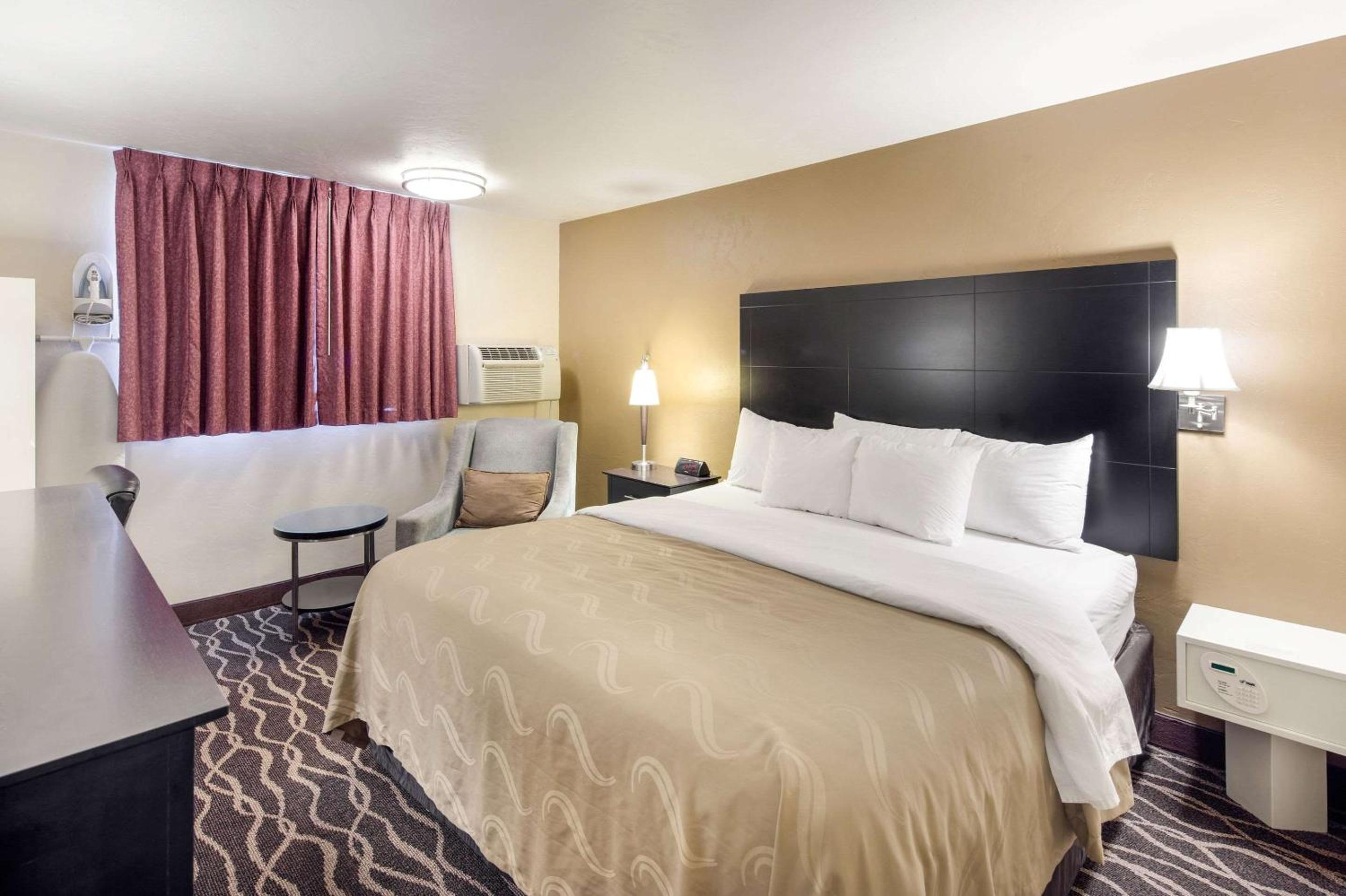 Moses Lake Vacations - Quality Inn - Property Image 17