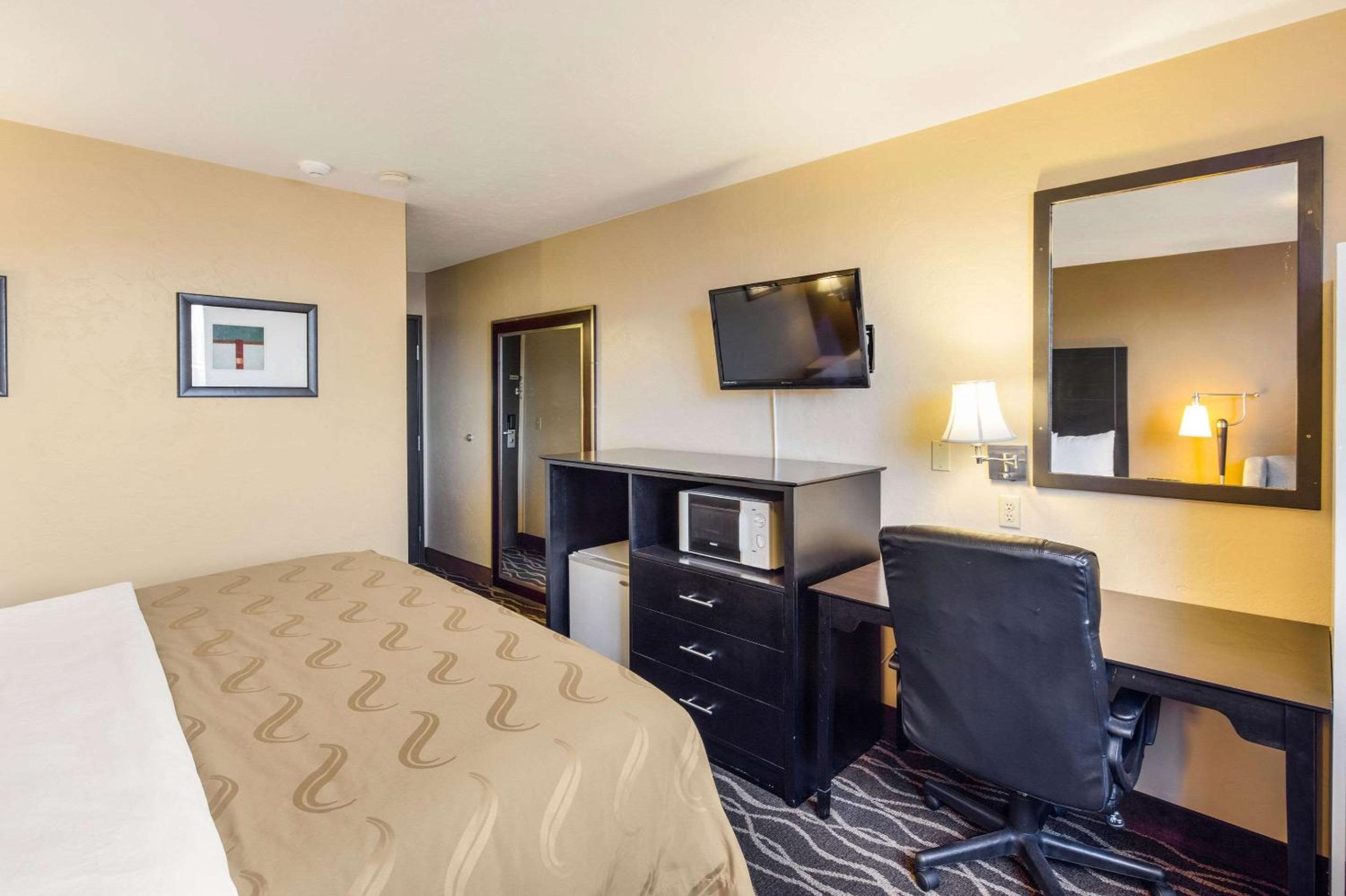Moses Lake Vacations - Quality Inn - Property Image 15