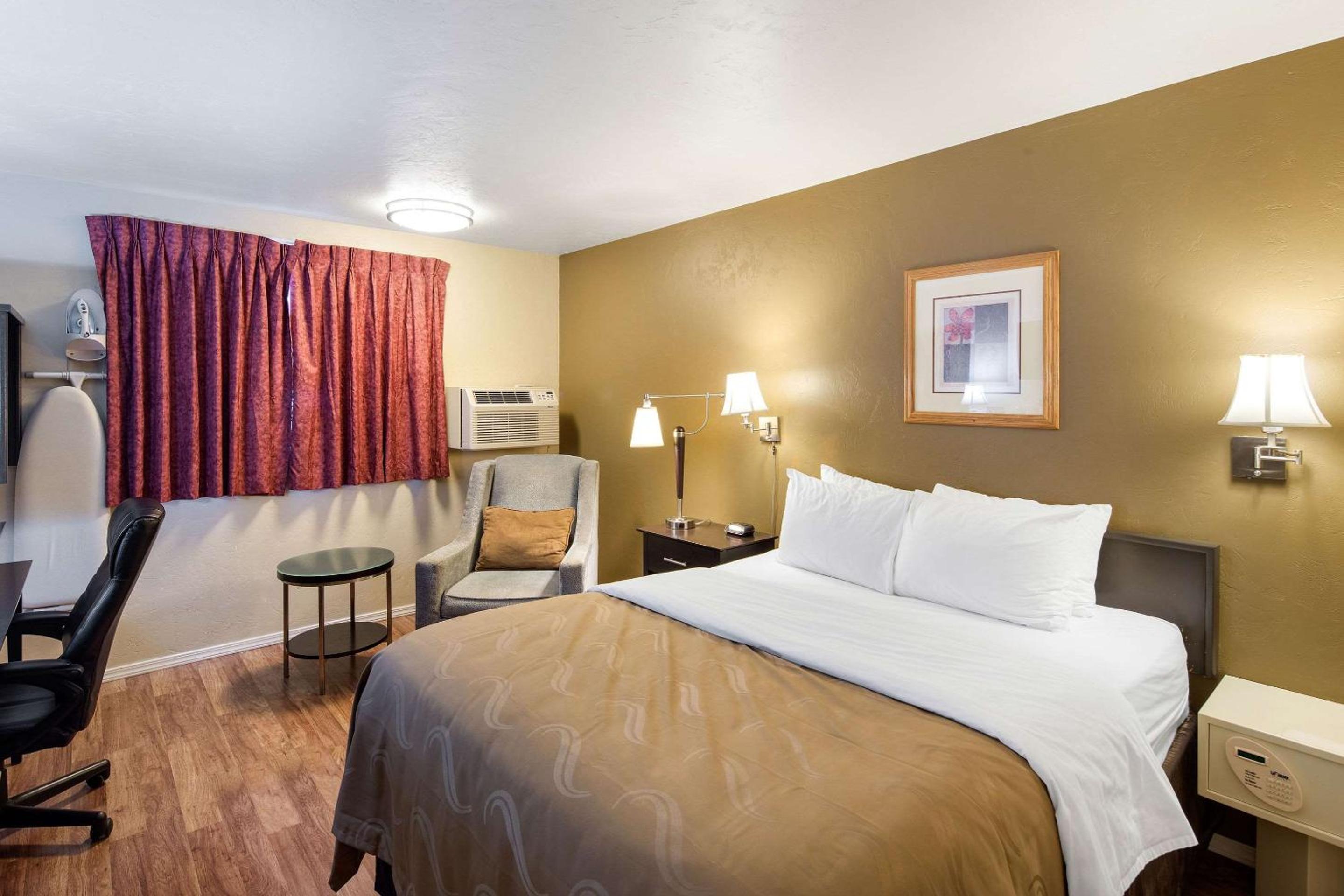 Moses Lake Vacations - Quality Inn - Property Image 7