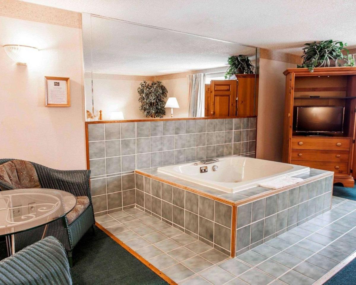 Jacuzzi