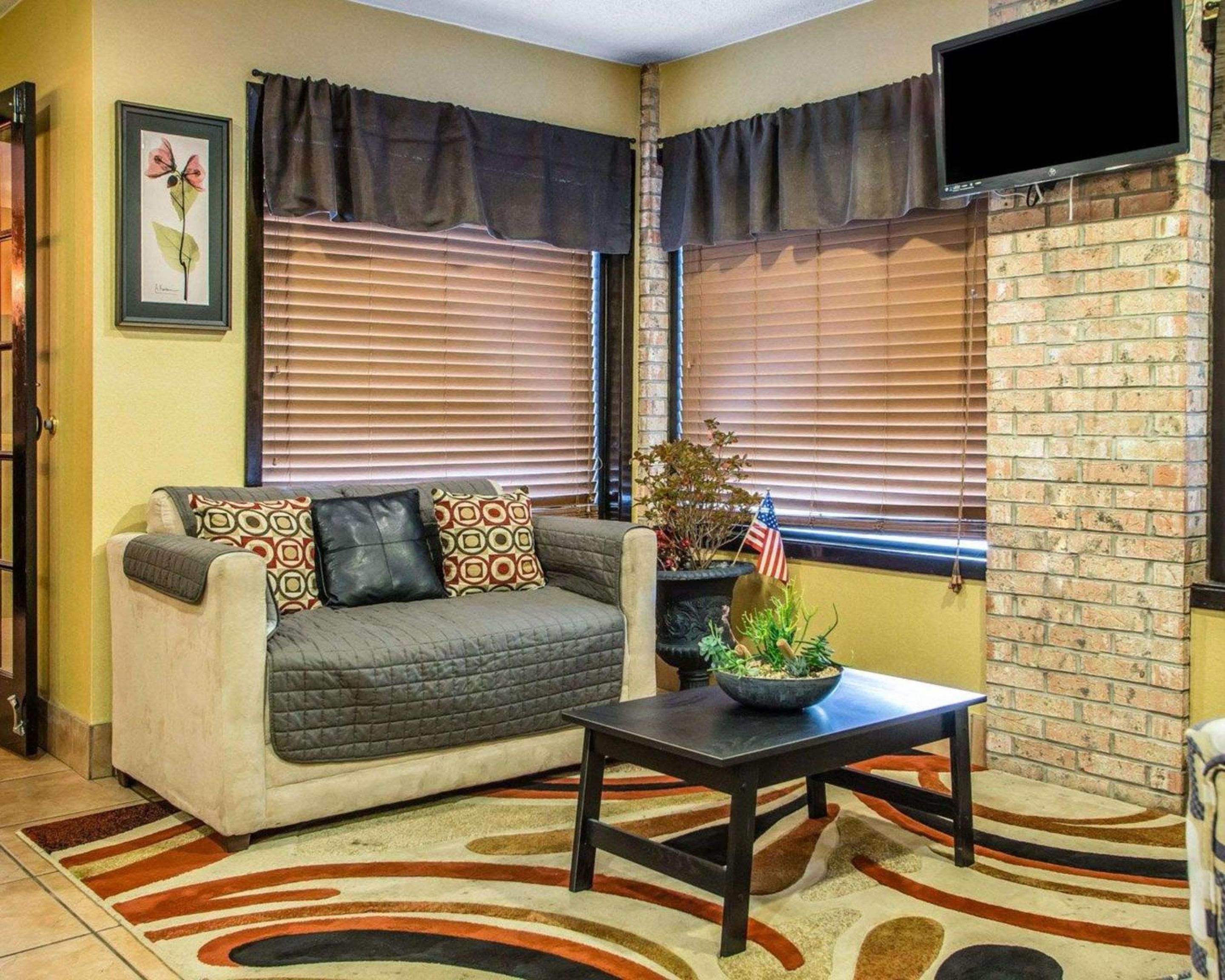 AmericInn by Wyndham Mosinee Central Wisconsin Airport view 4